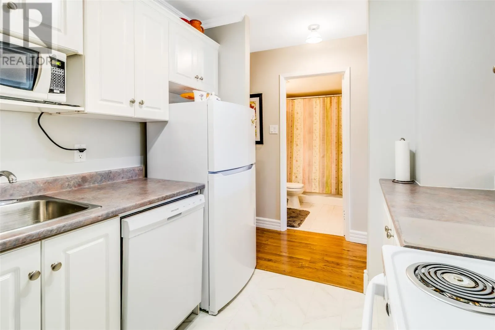 58 Pasadena Crescent Unit#202 #202
