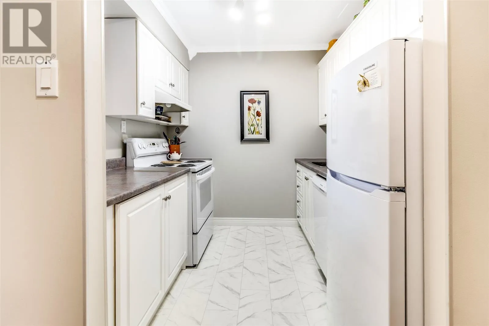 58 Pasadena Crescent Unit#202 #202