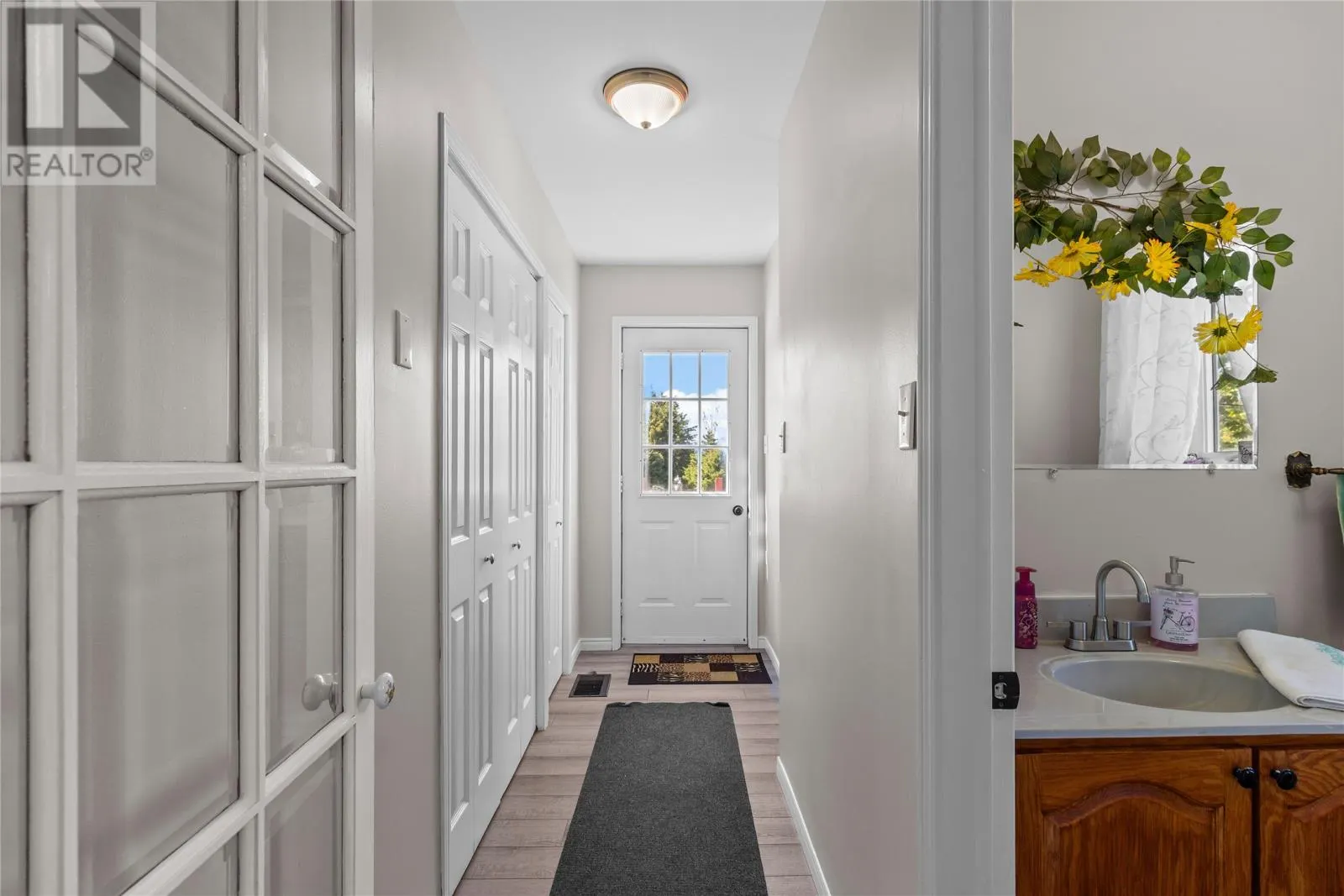 28 Dawes Hill Road