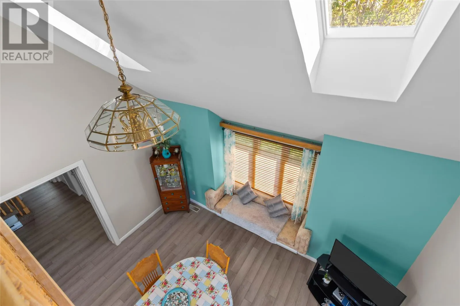 28 Dawes Hill Road