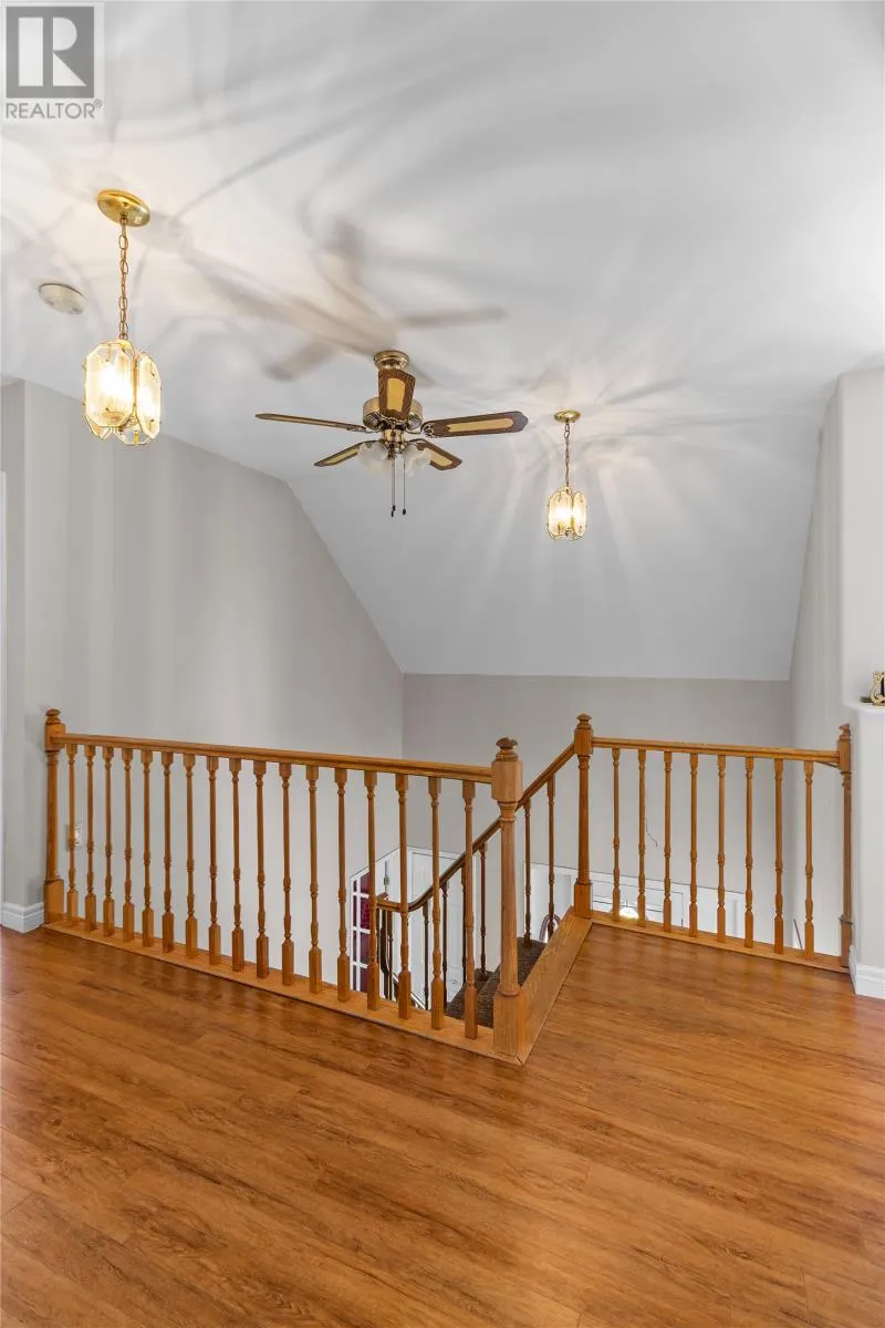 28 Dawes Hill Road