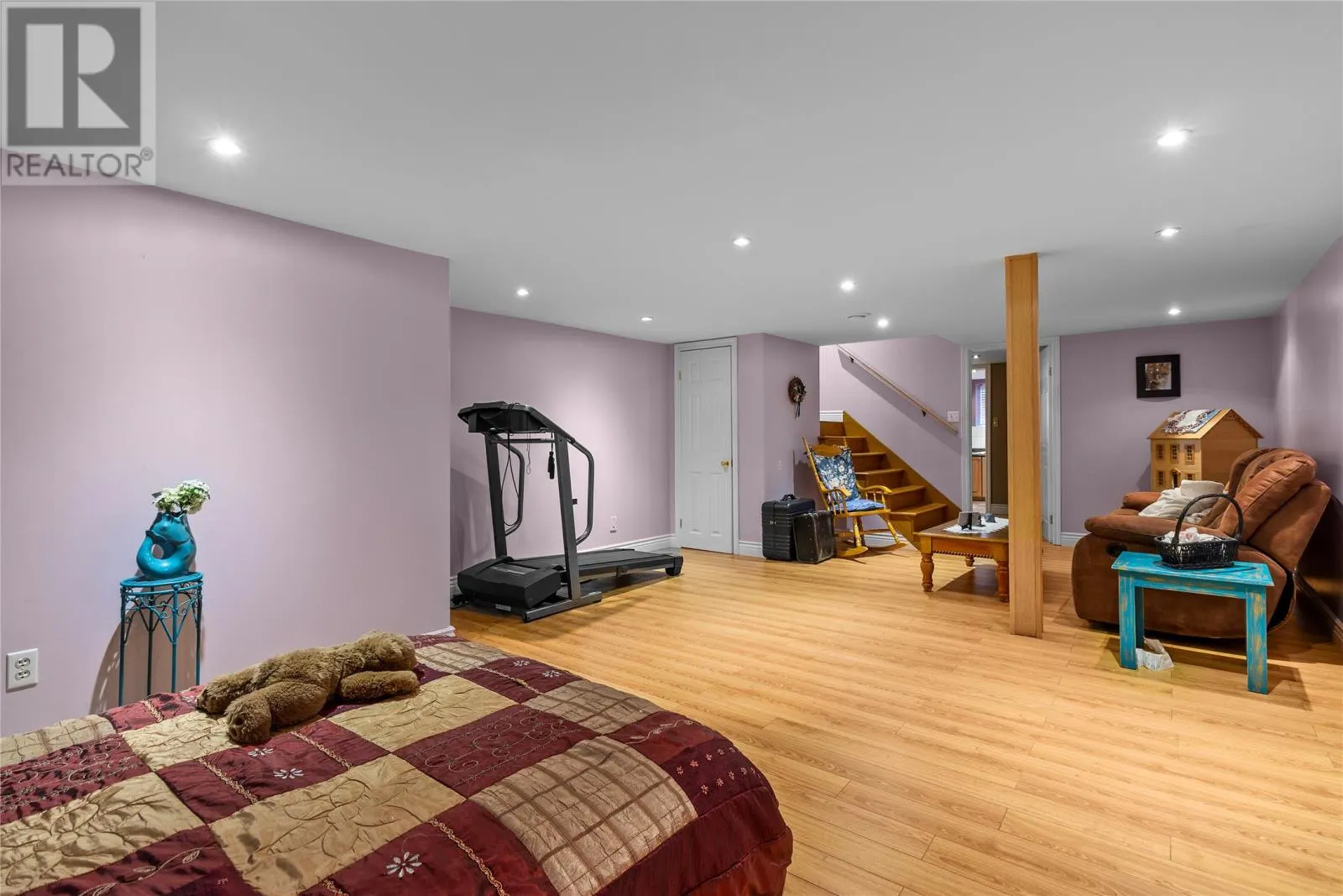 28 Dawes Hill Road