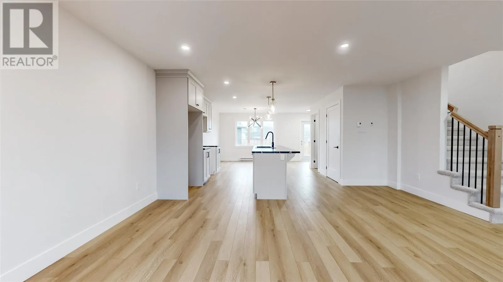 8 Walnut Street