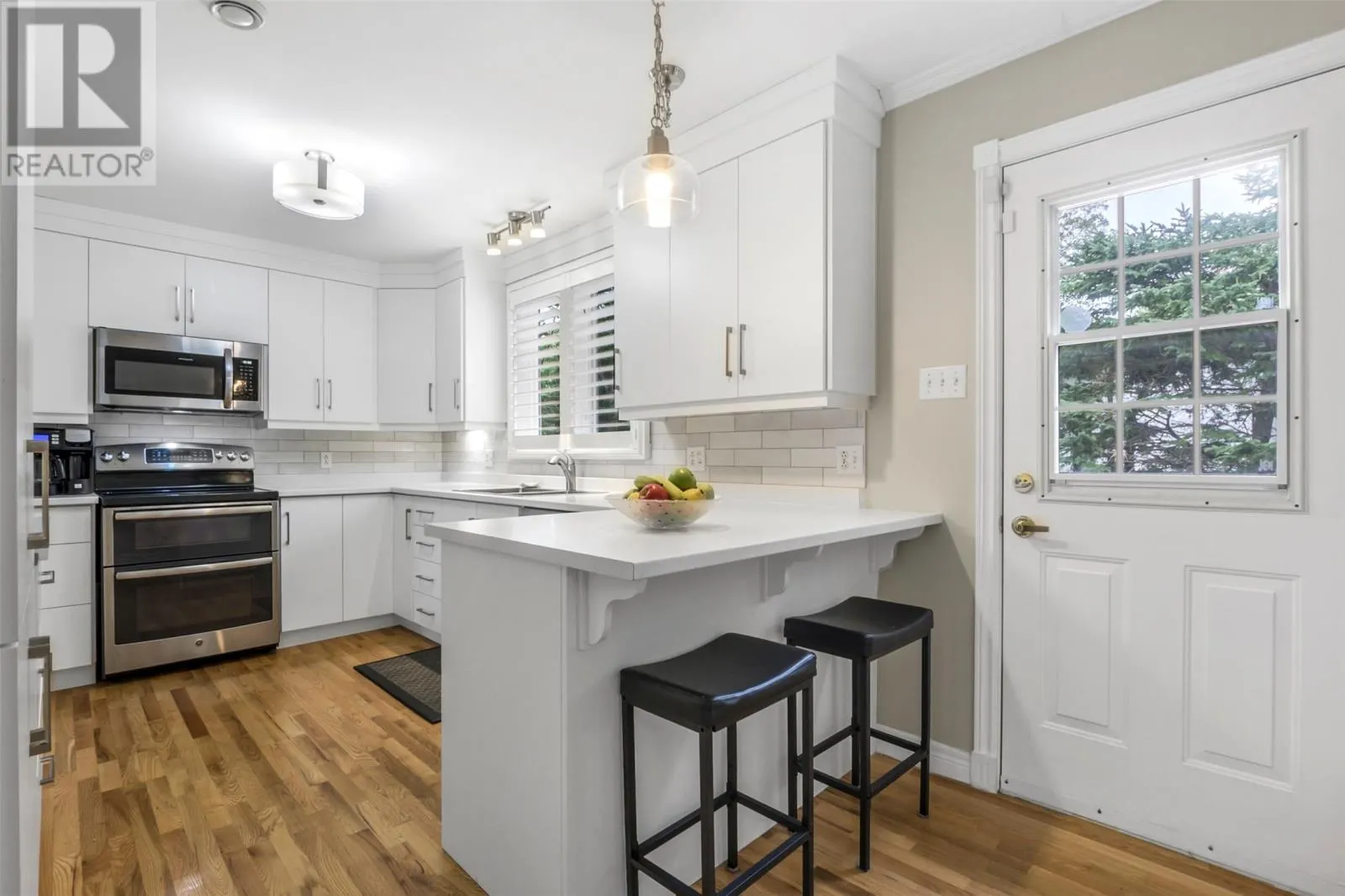 10 Strawberry Marsh Road