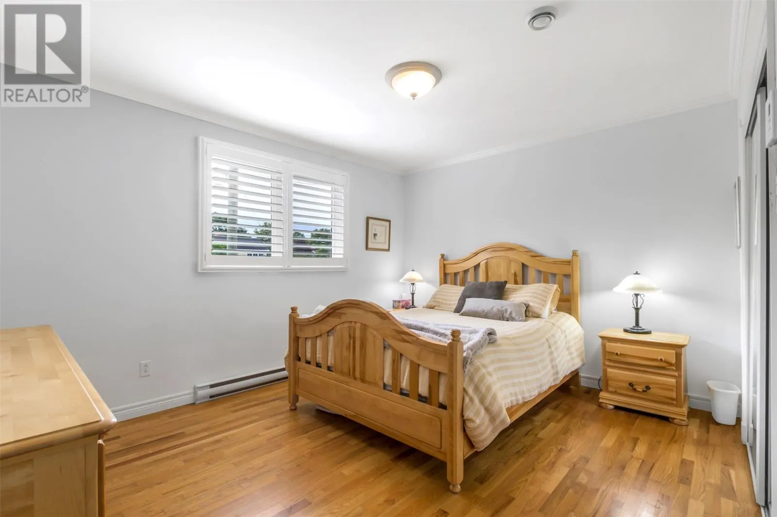 10 Strawberry Marsh Road
