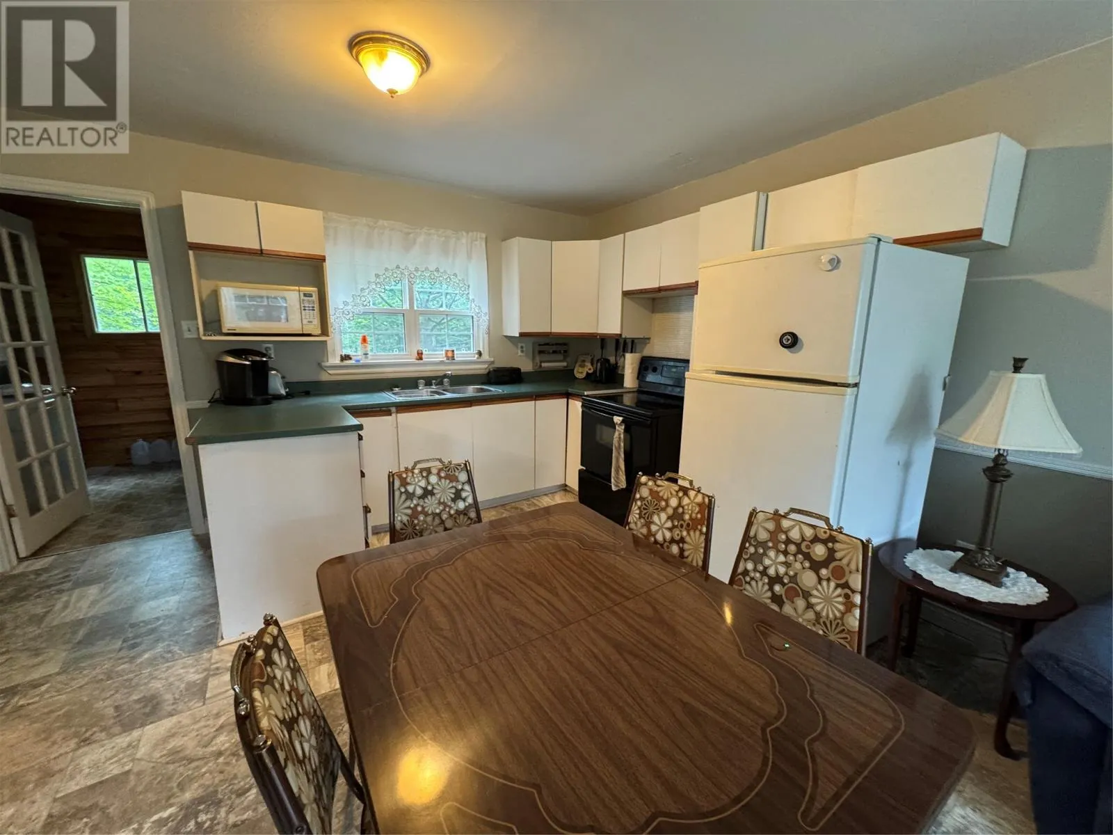 16 Mobile First Pond Road