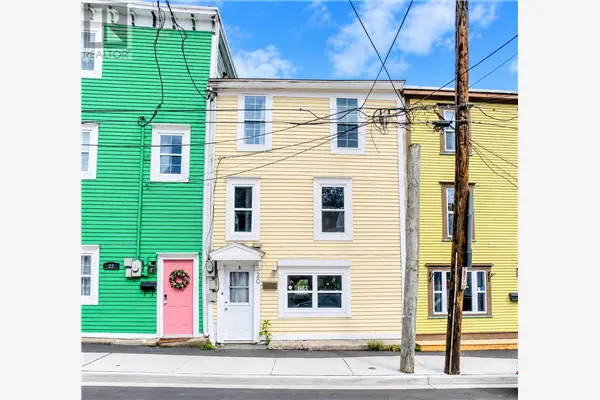20 Colonial Street