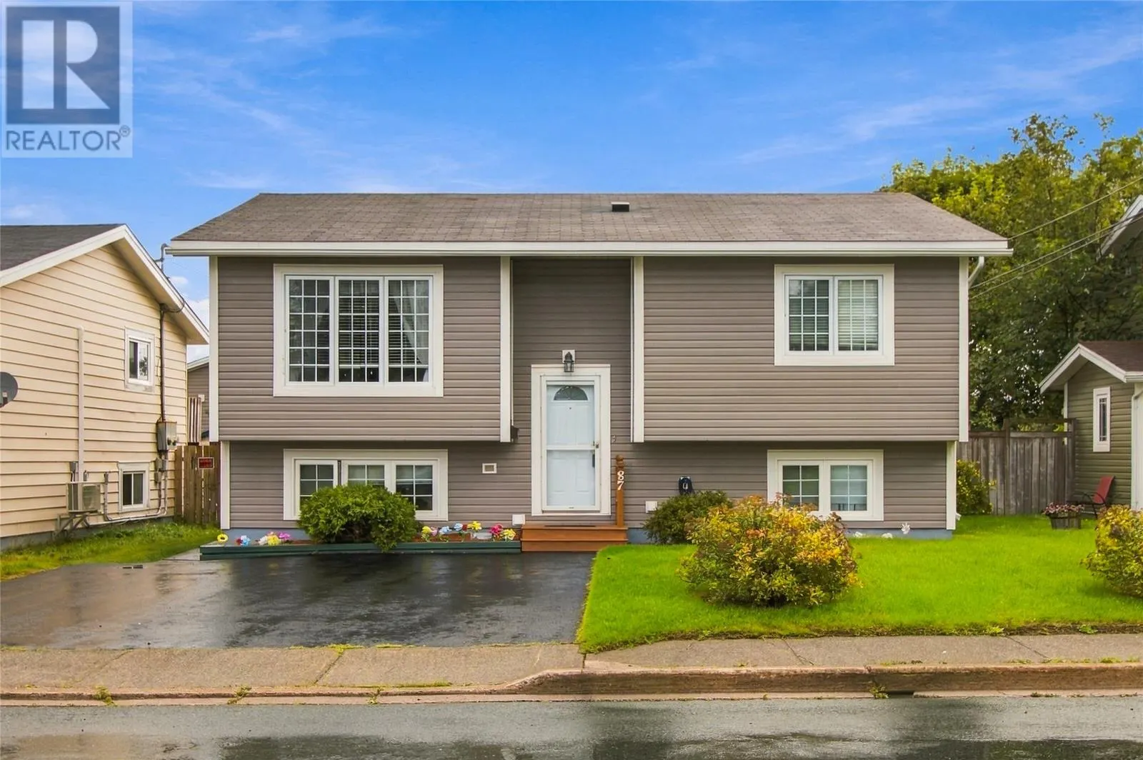 87 Guzzwell Drive