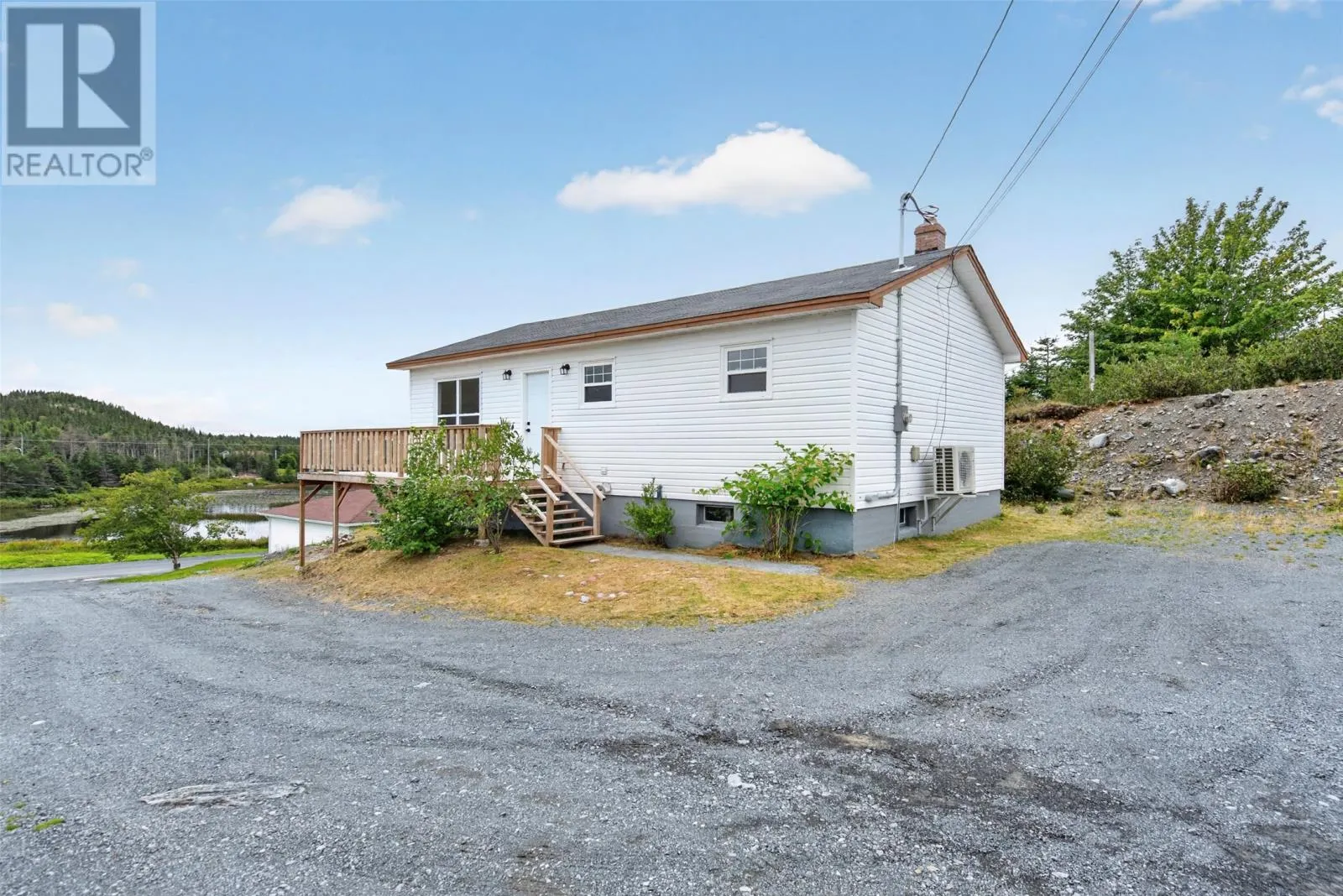 18 Rocky Pond Road