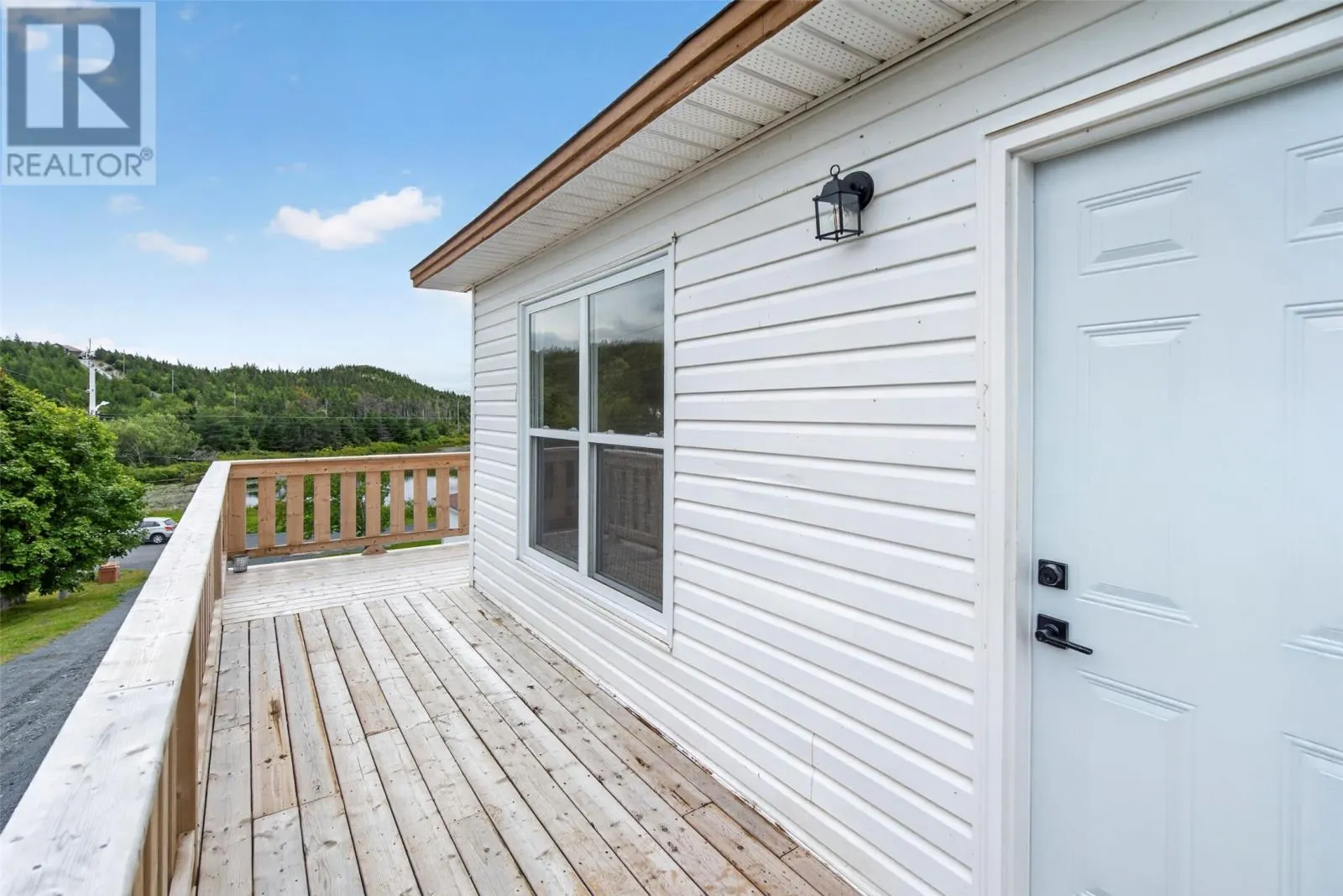 18 Rocky Pond Road
