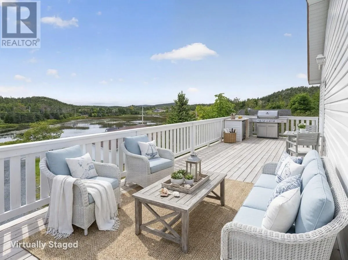 18 Rocky Pond Road