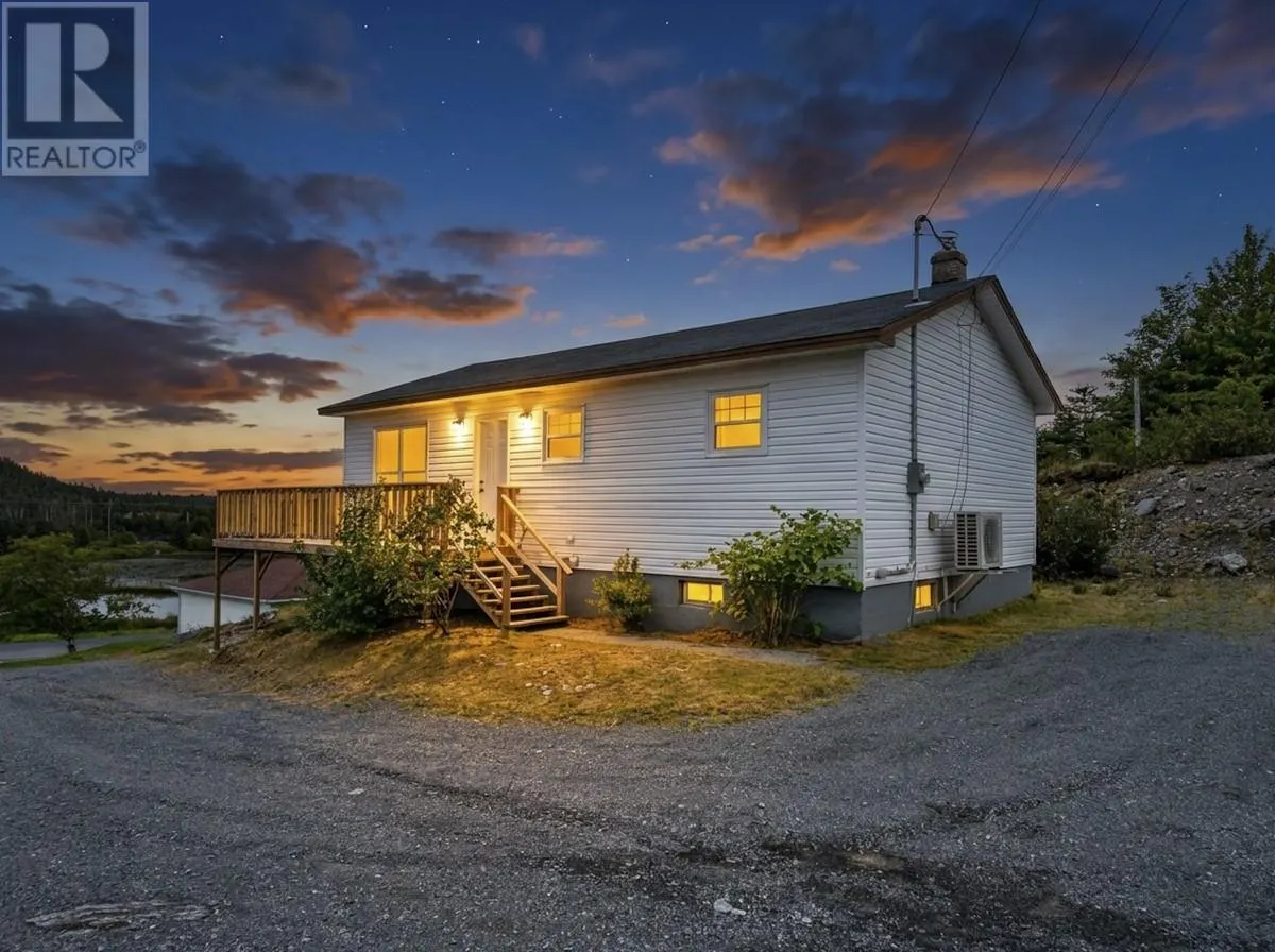 18 Rocky Pond Road