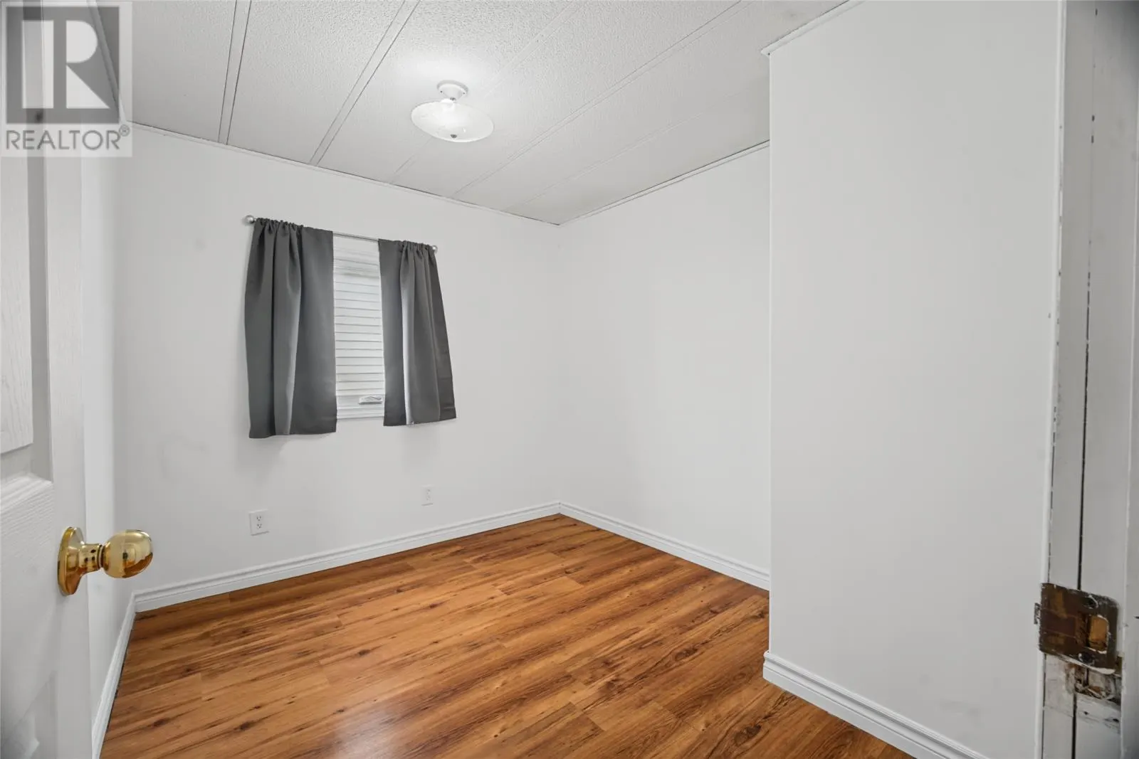 11 Hussey Drive