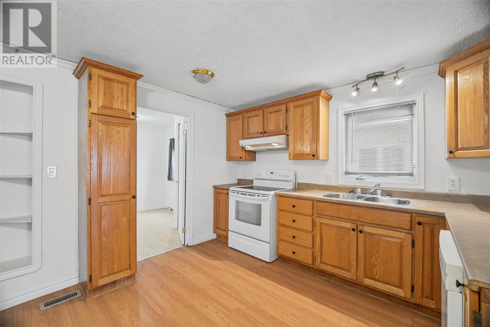 11 Hussey Drive