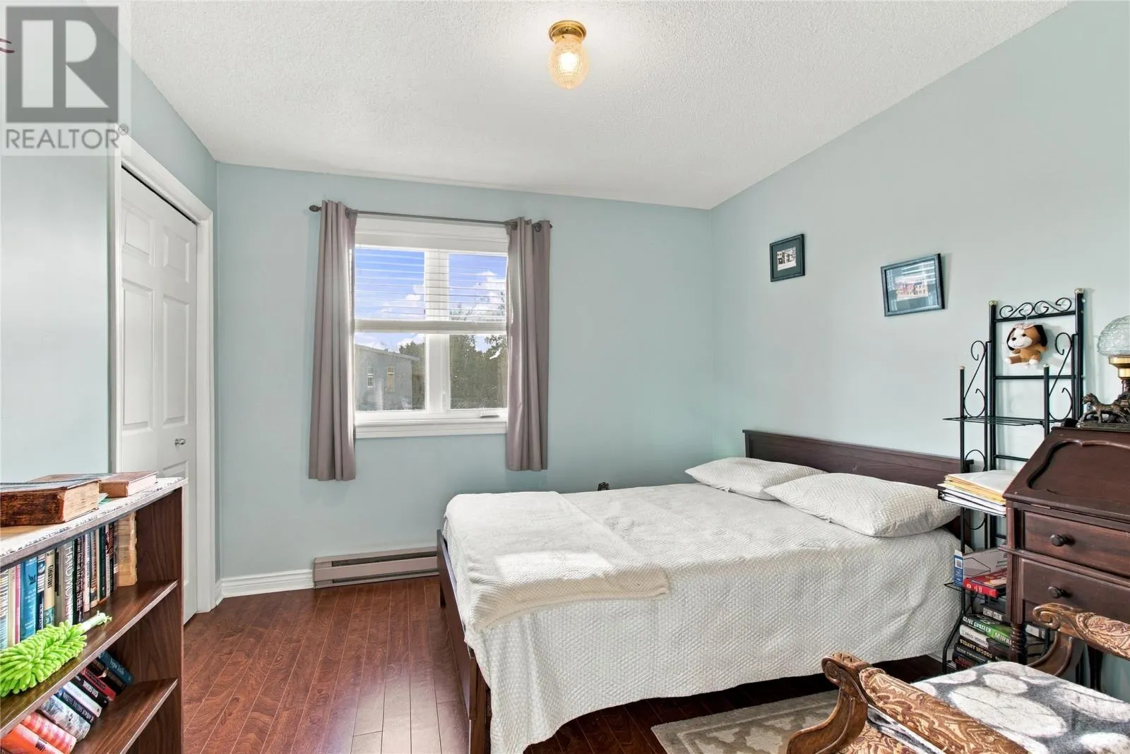 5 Trafalgar Drive