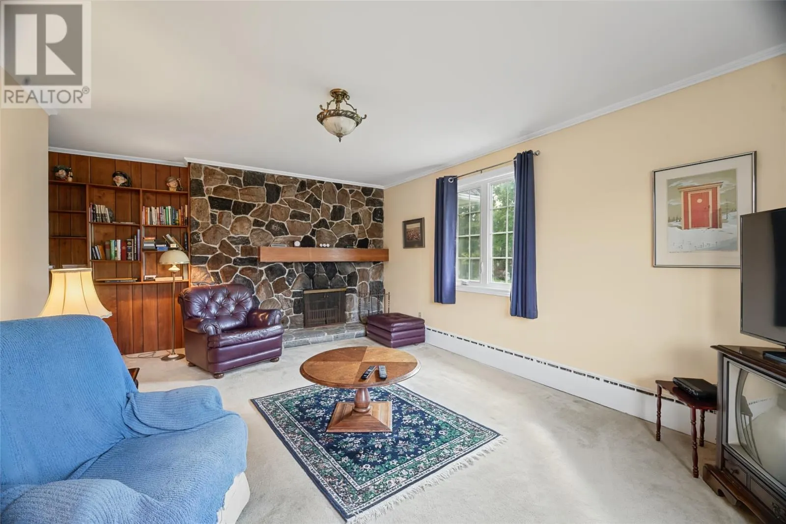 2 Bally Haly Place