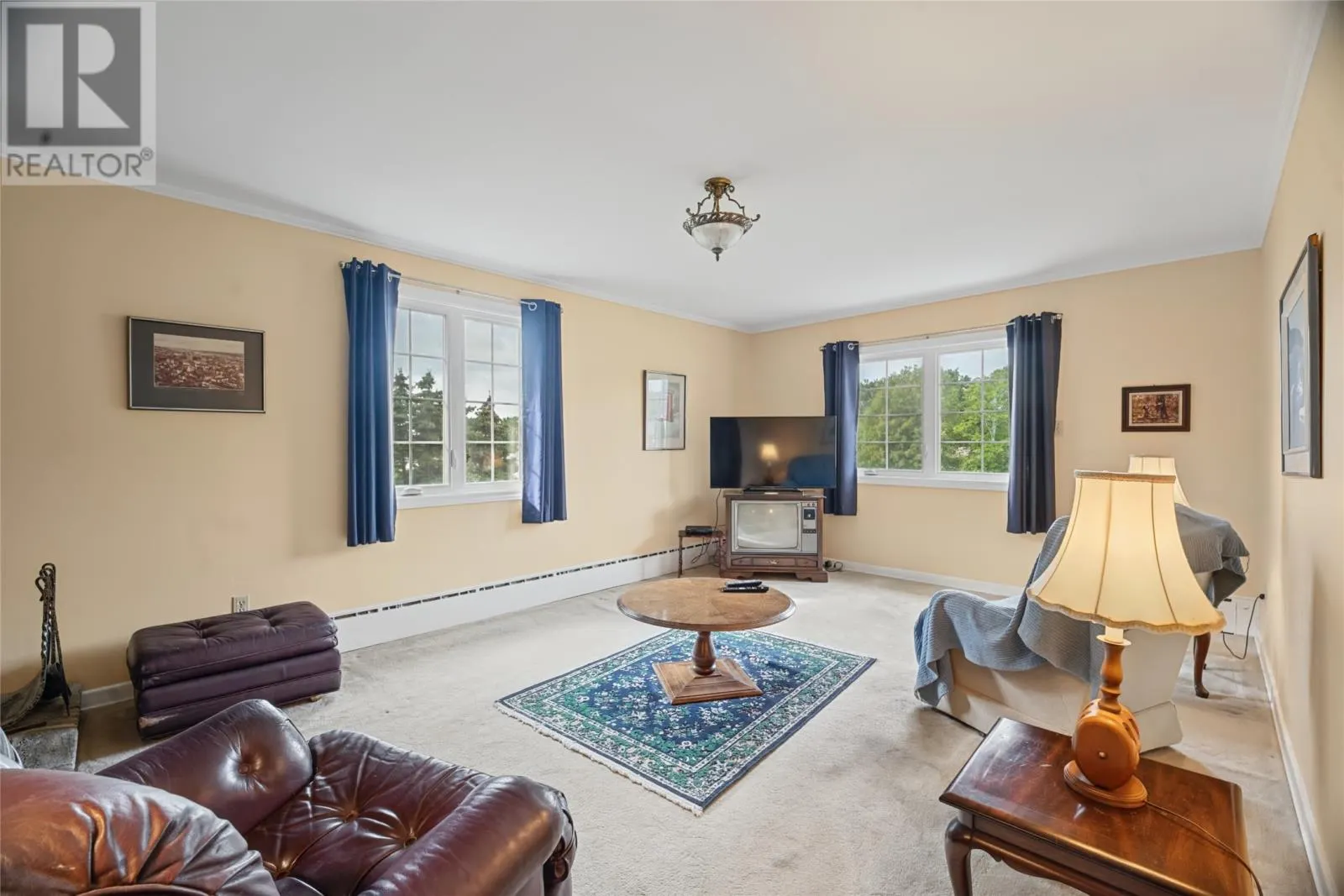 2 Bally Haly Place