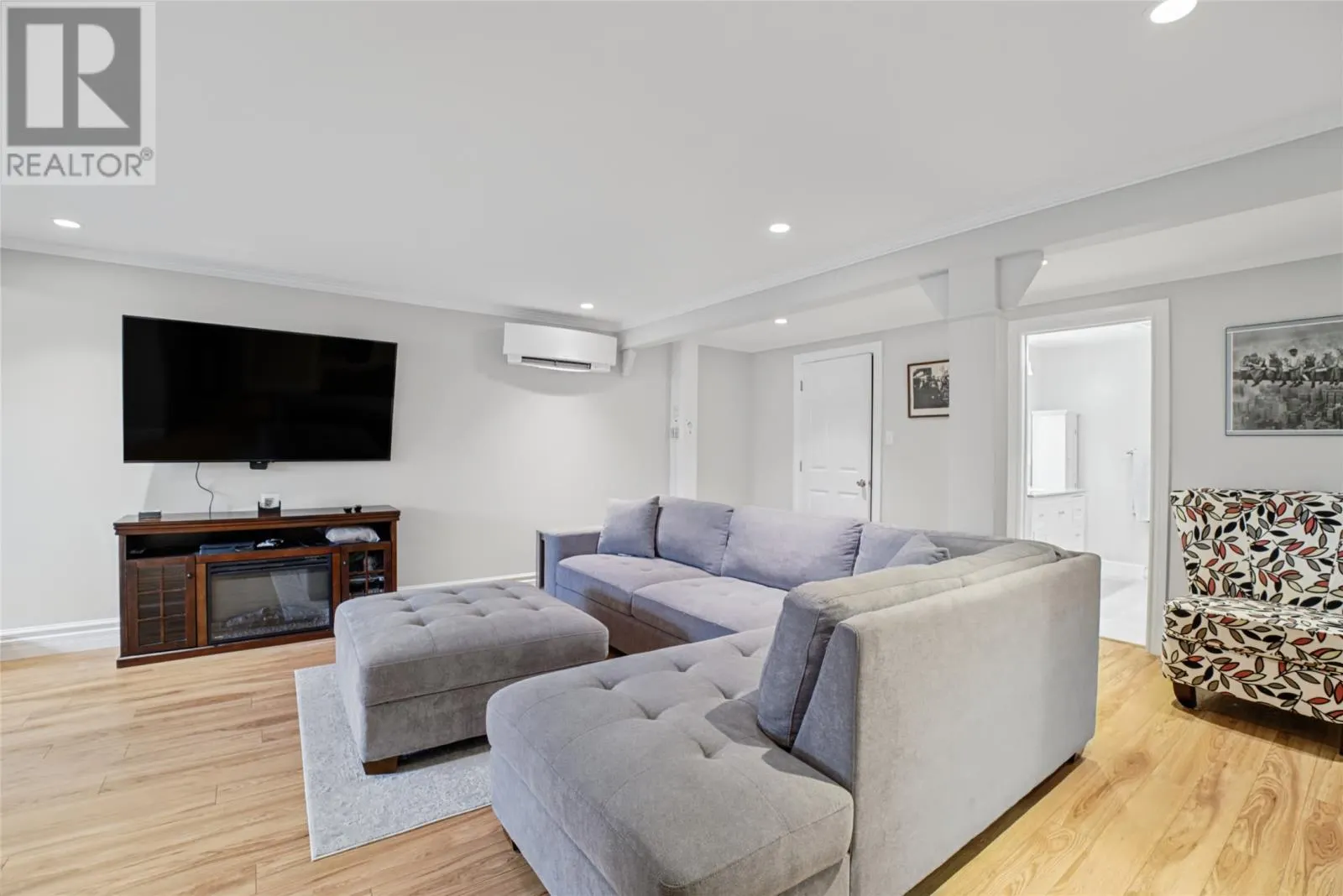 161 Lanark Drive