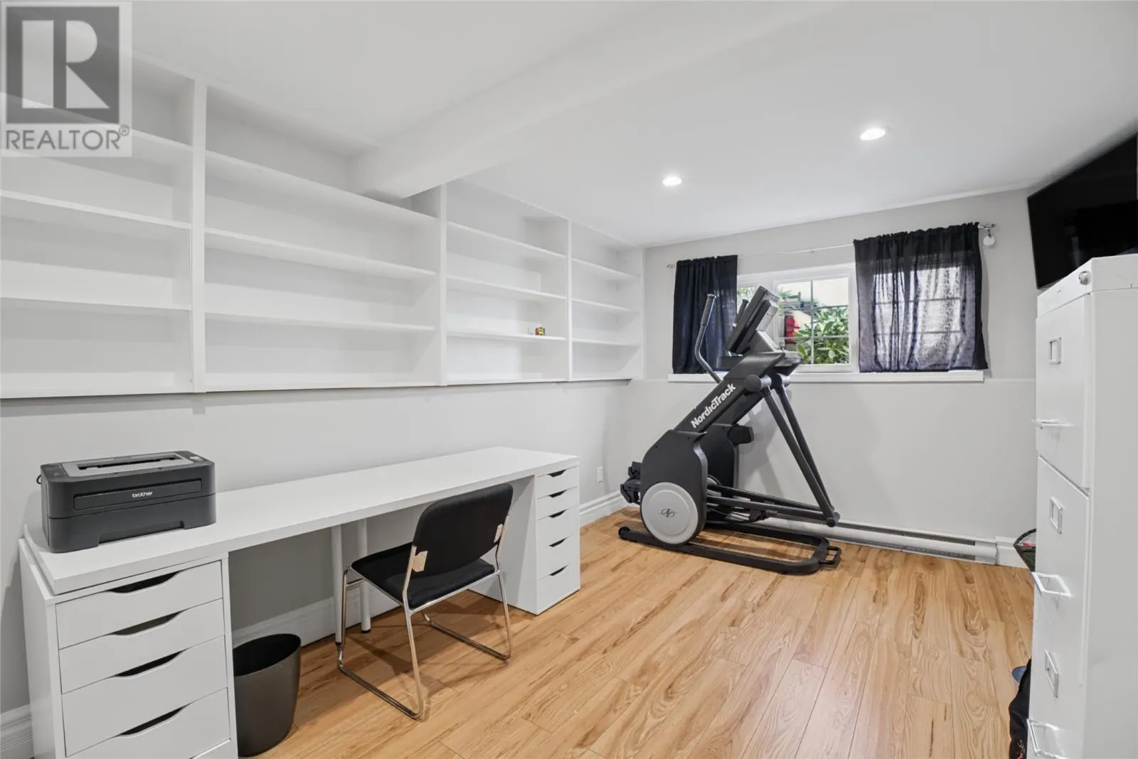161 Lanark Drive