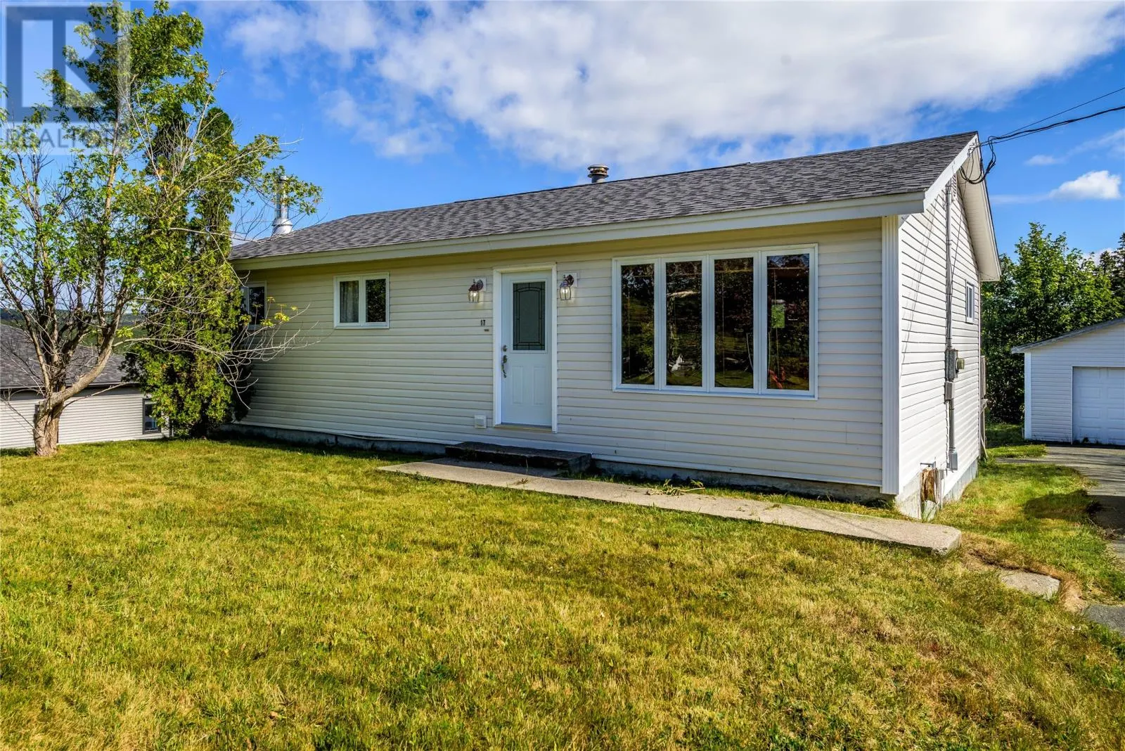 17 Hilltop Lane