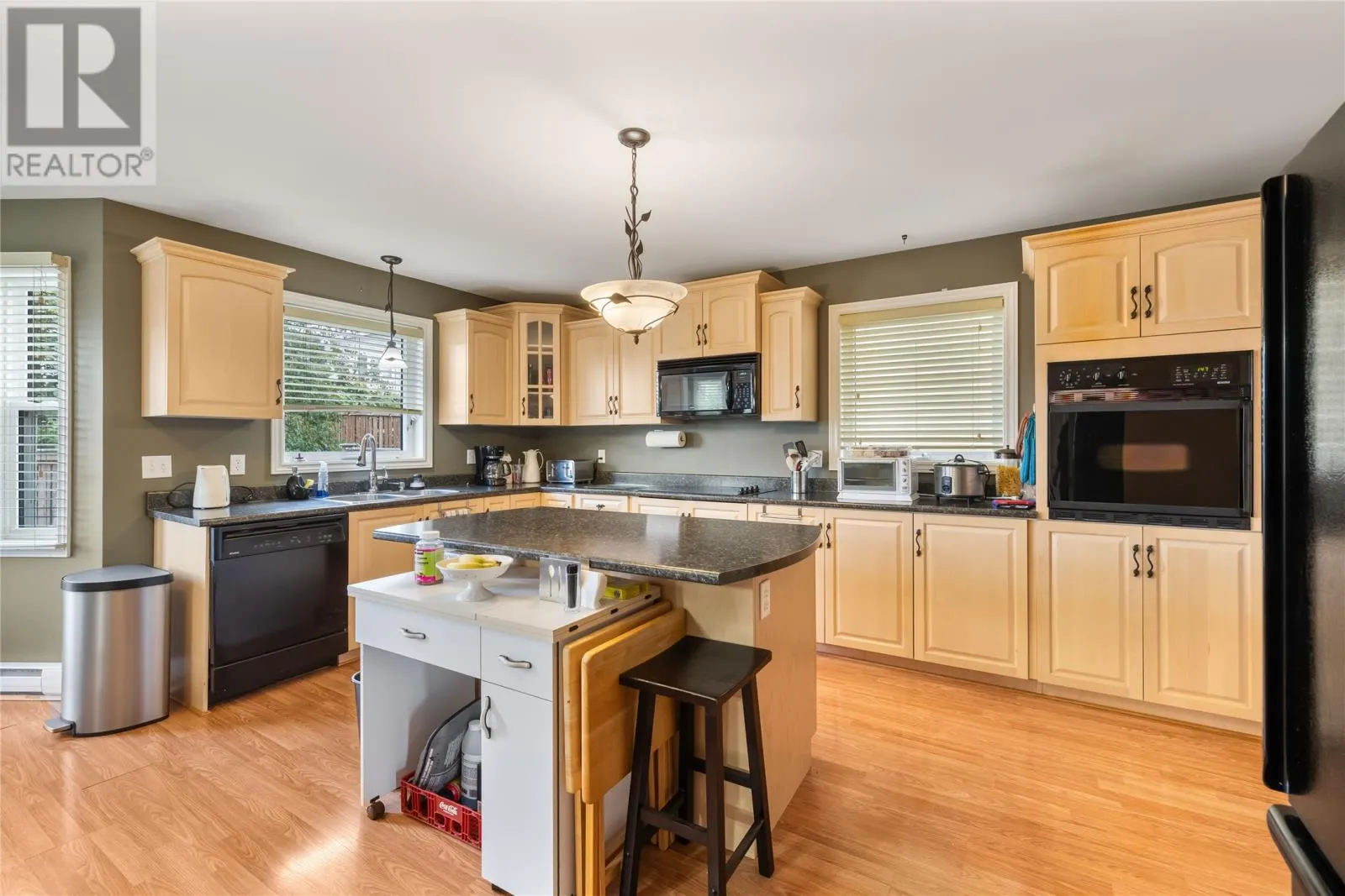 7 Mockingbird Drive