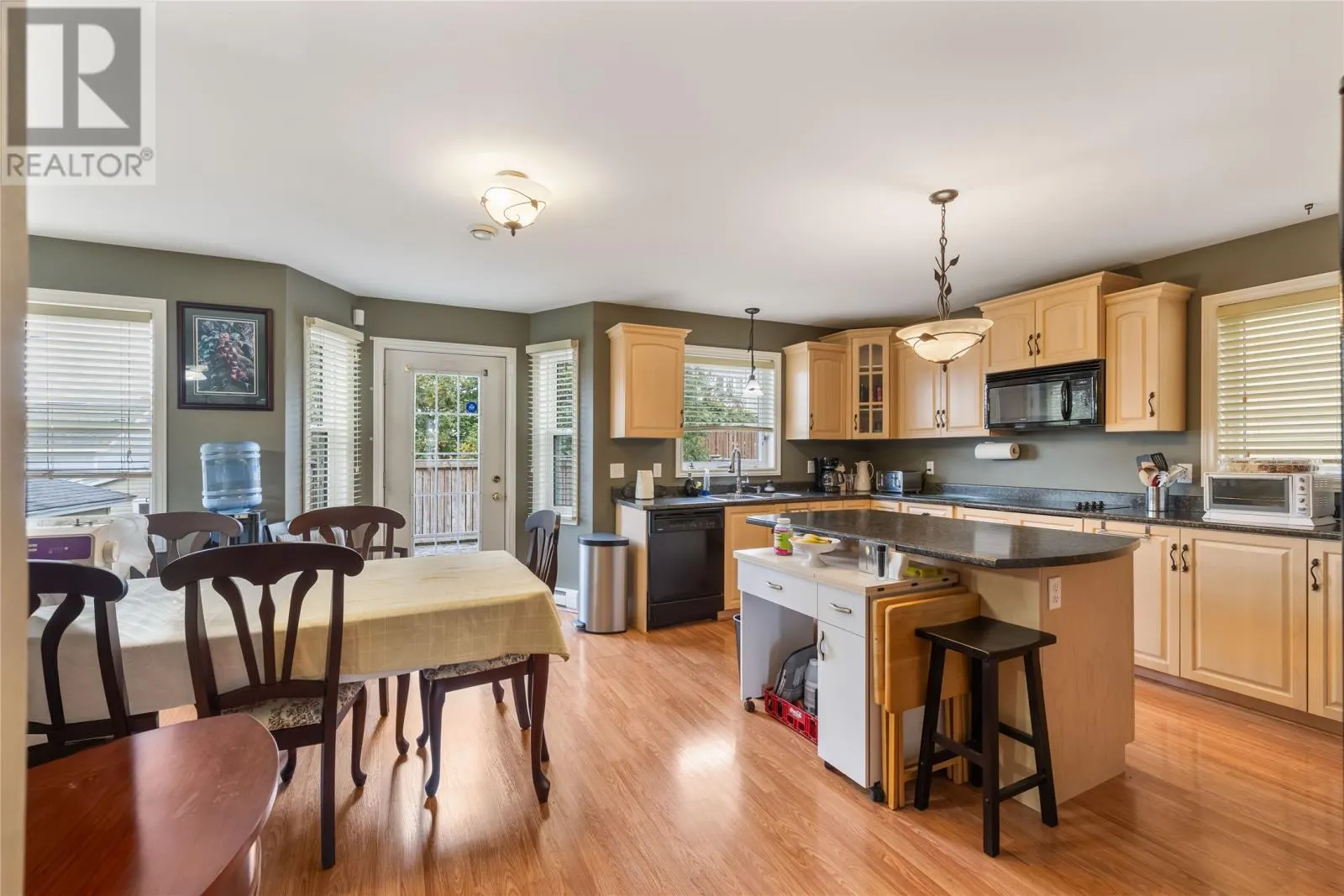 7 Mockingbird Drive