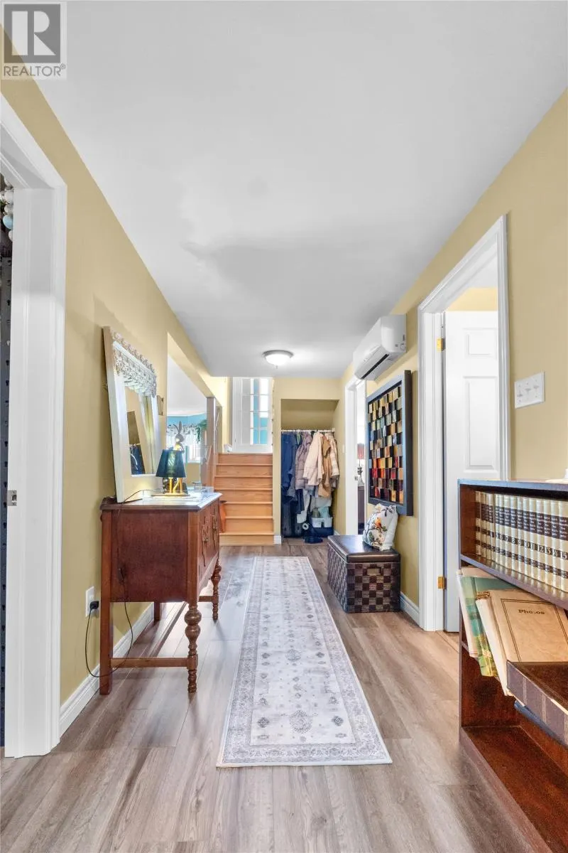 3 Hodder Place