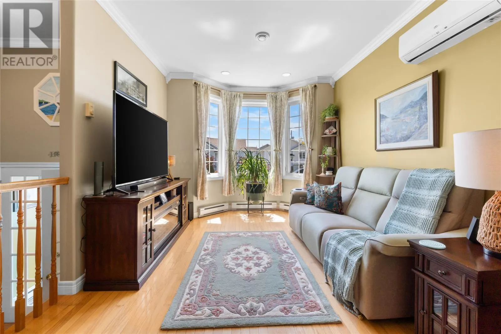 3 Hodder Place
