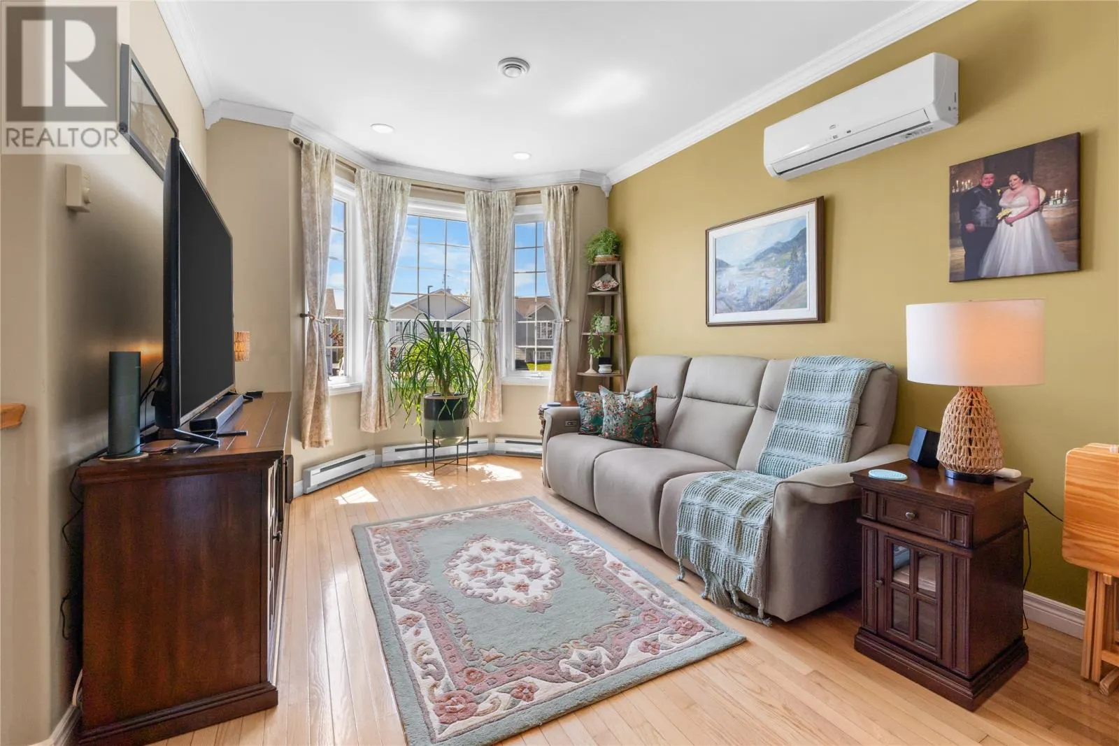 3 Hodder Place