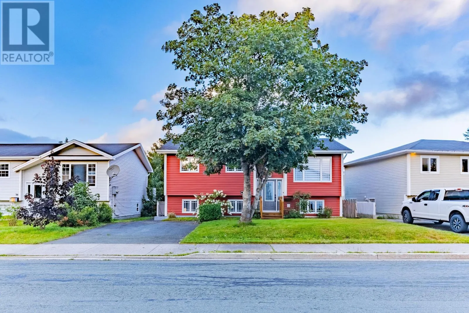 36 Moores Drive