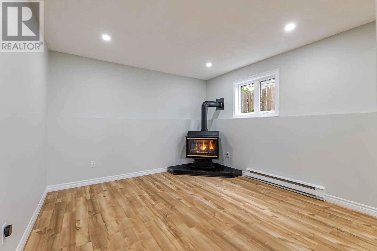 36 Moores Drive