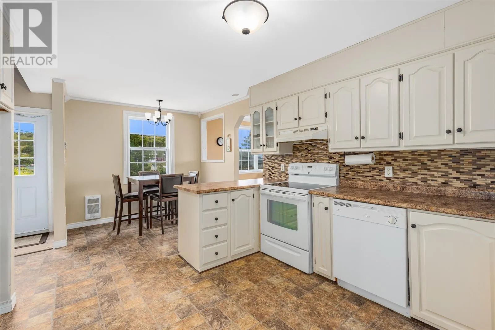 11-14 Lookout Road