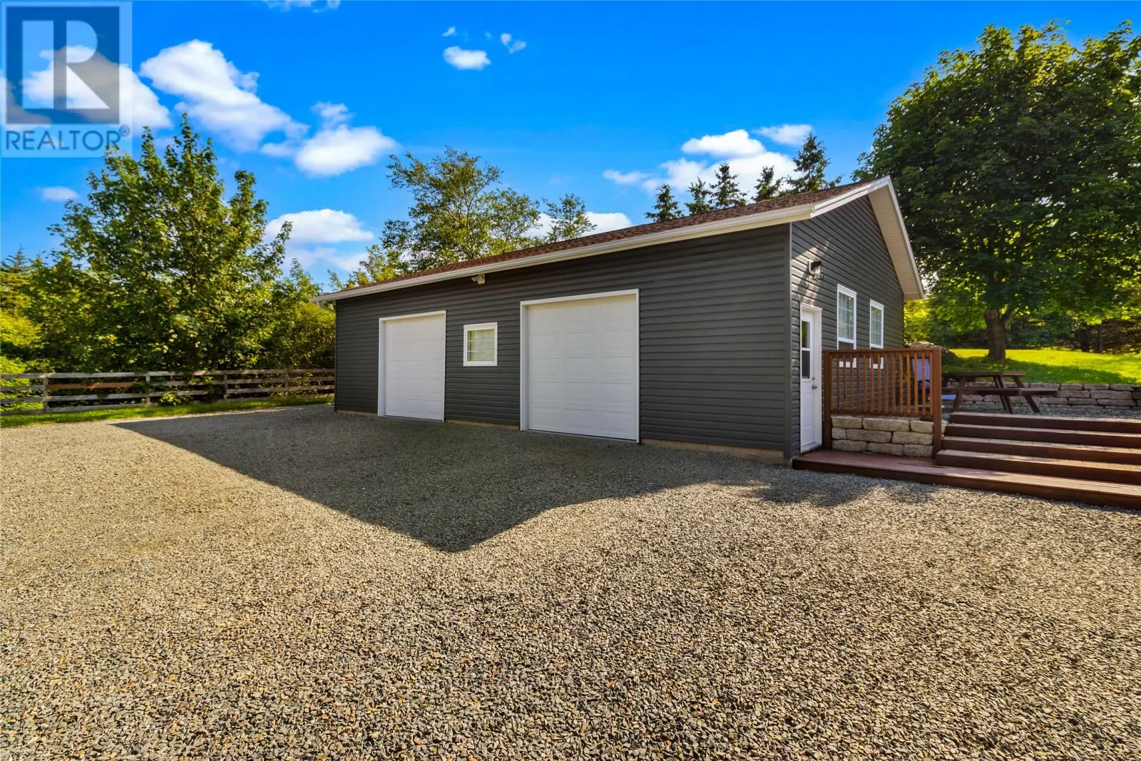 25 Chamberlains Road
