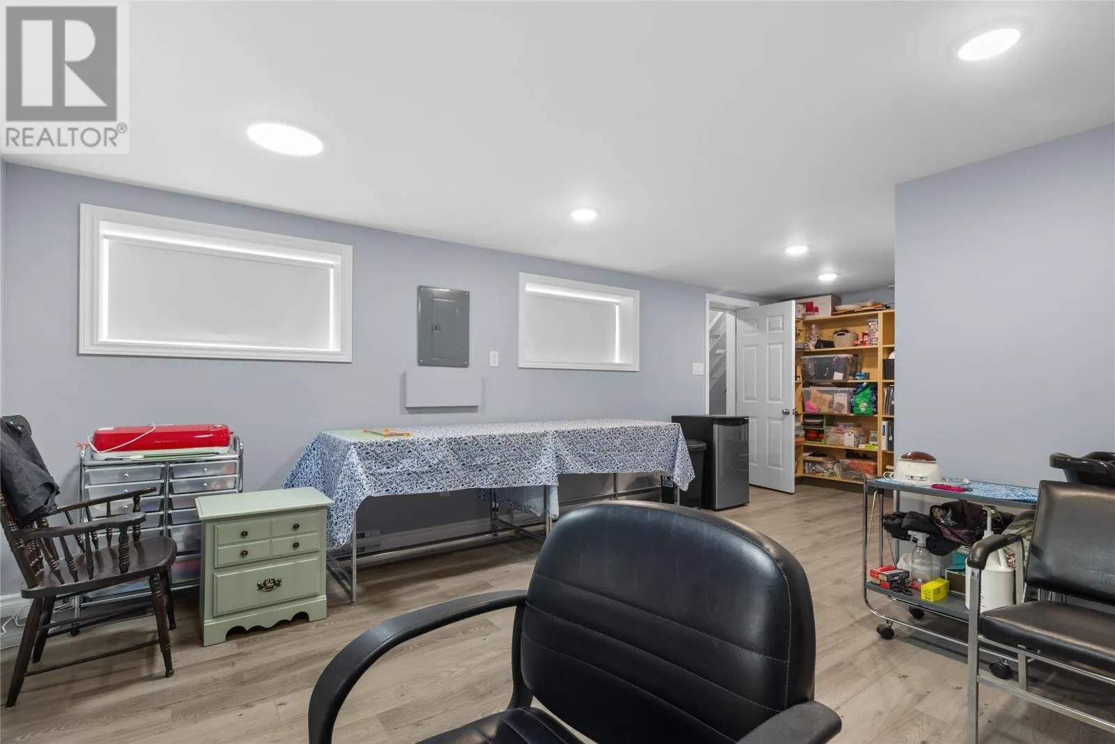 25 Chamberlains Road
