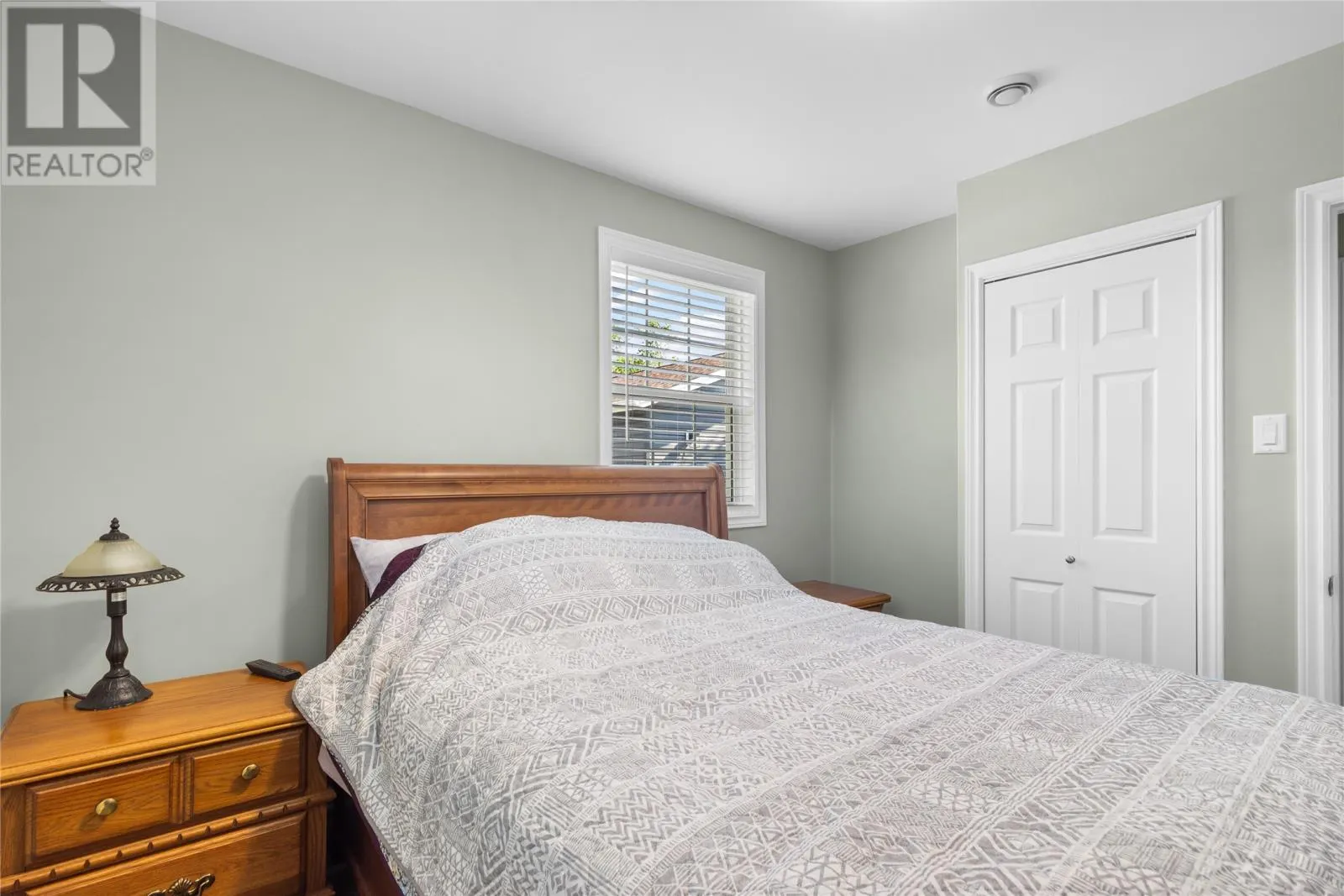 25 Chamberlains Road