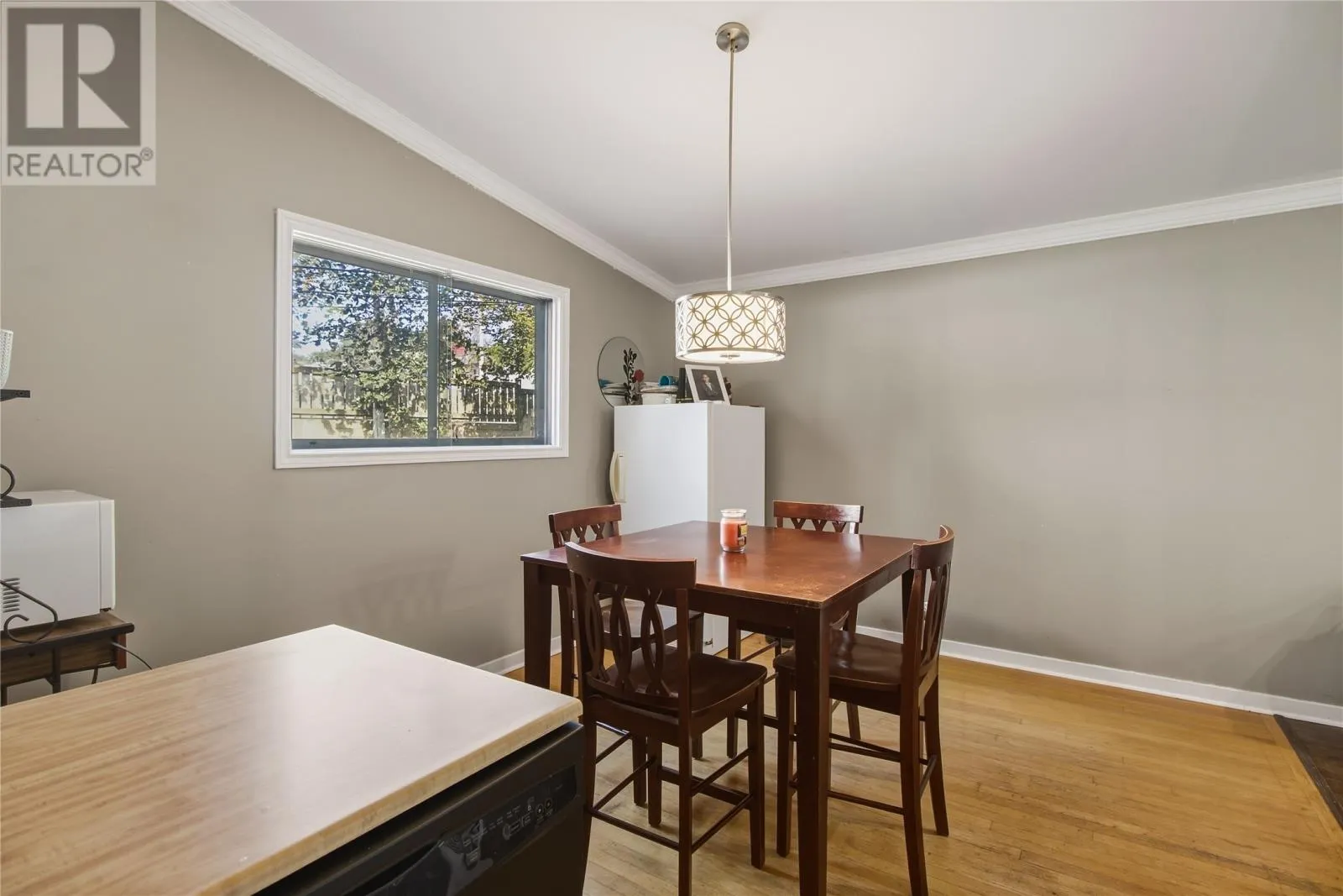48 Amherst Heights