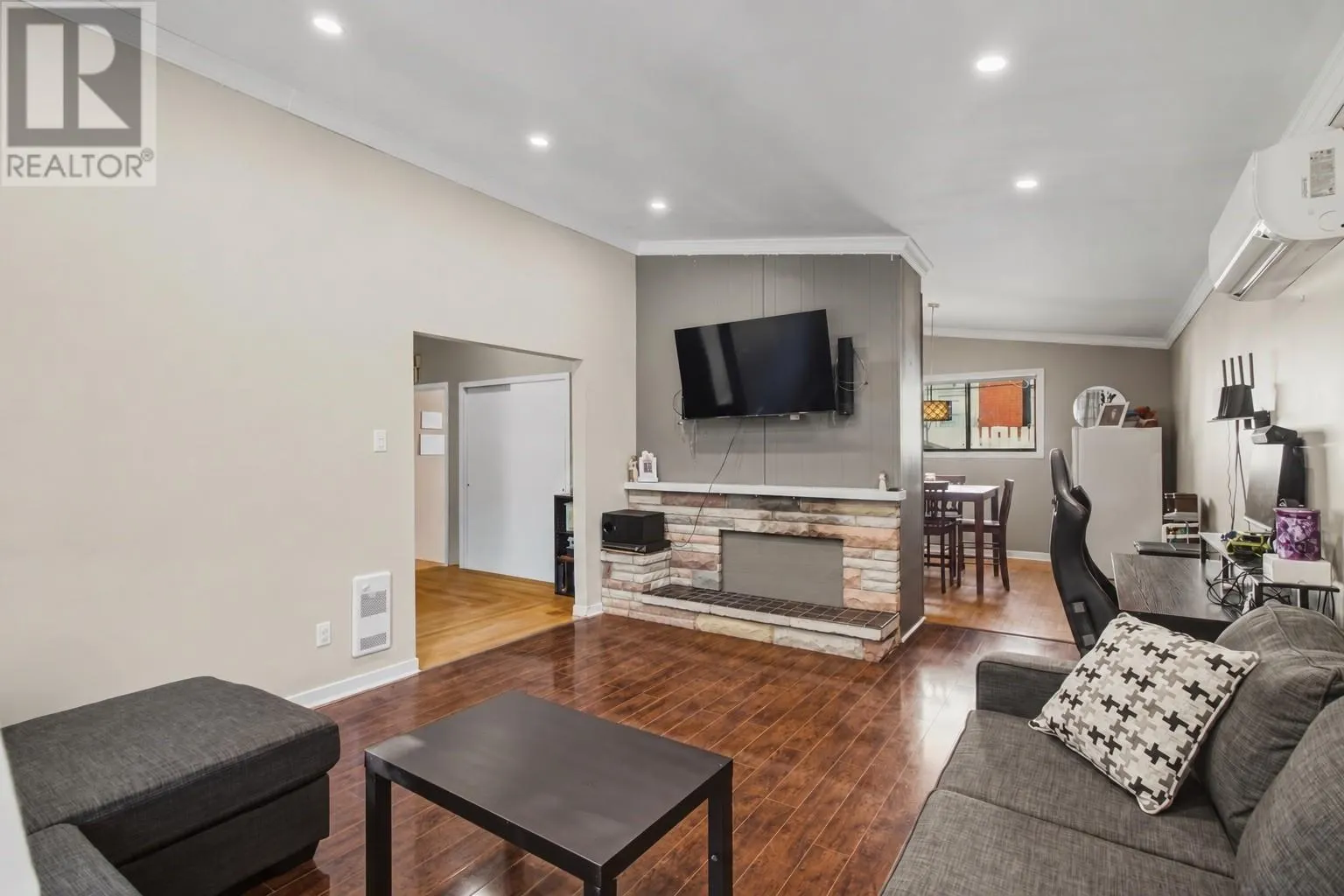 48 Amherst Heights