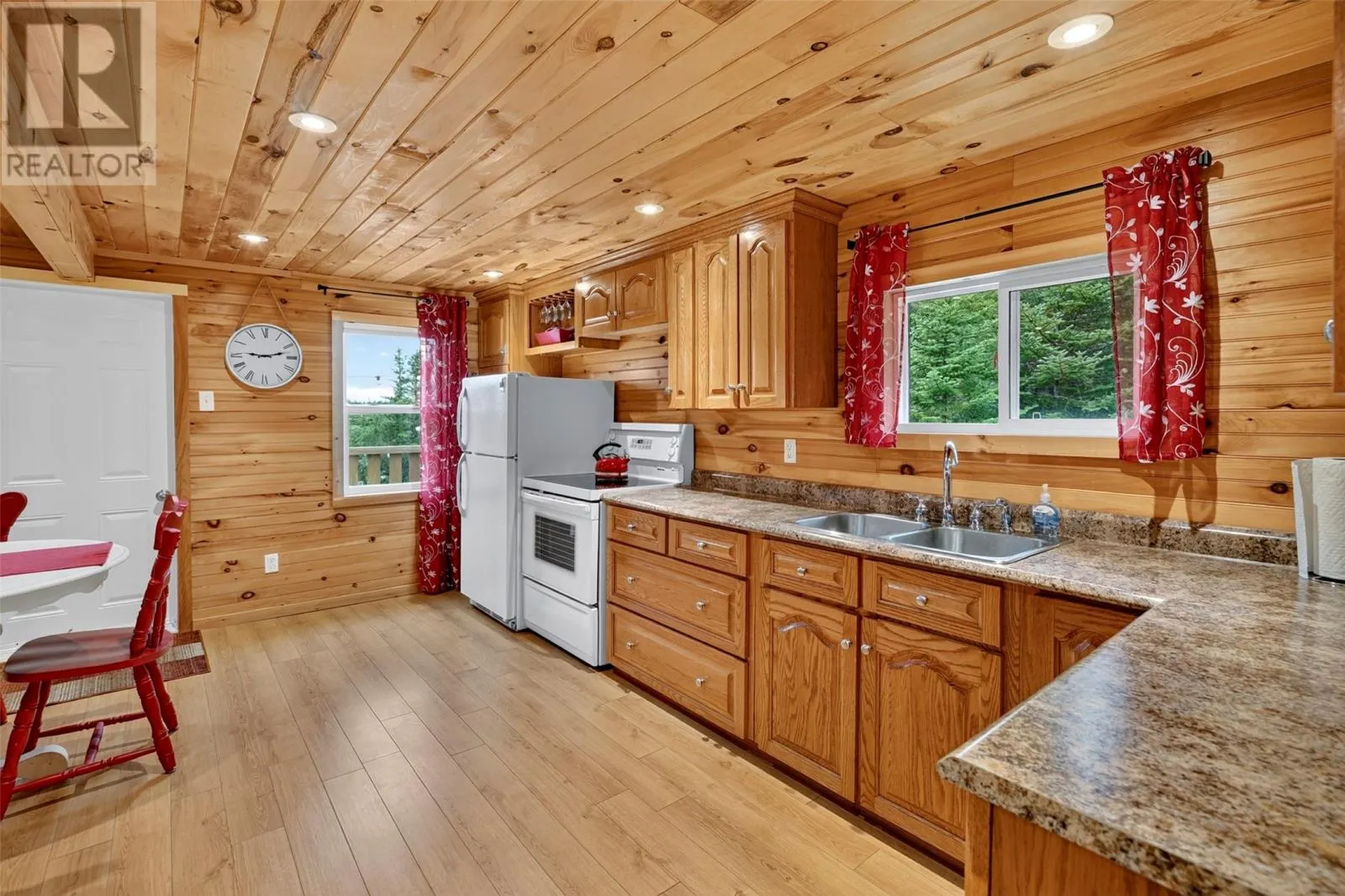 81 Strayaway Road