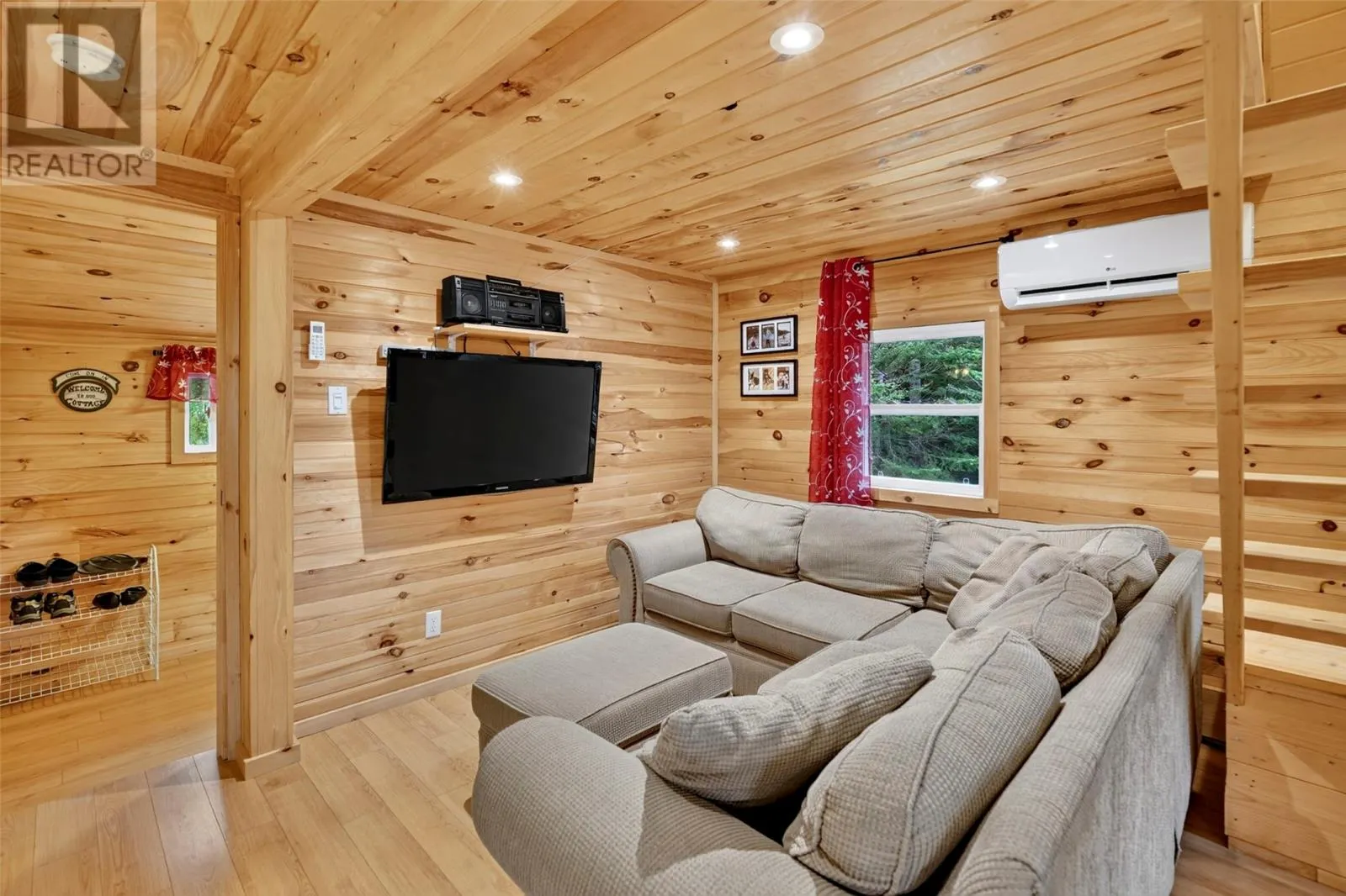 81 Strayaway Road