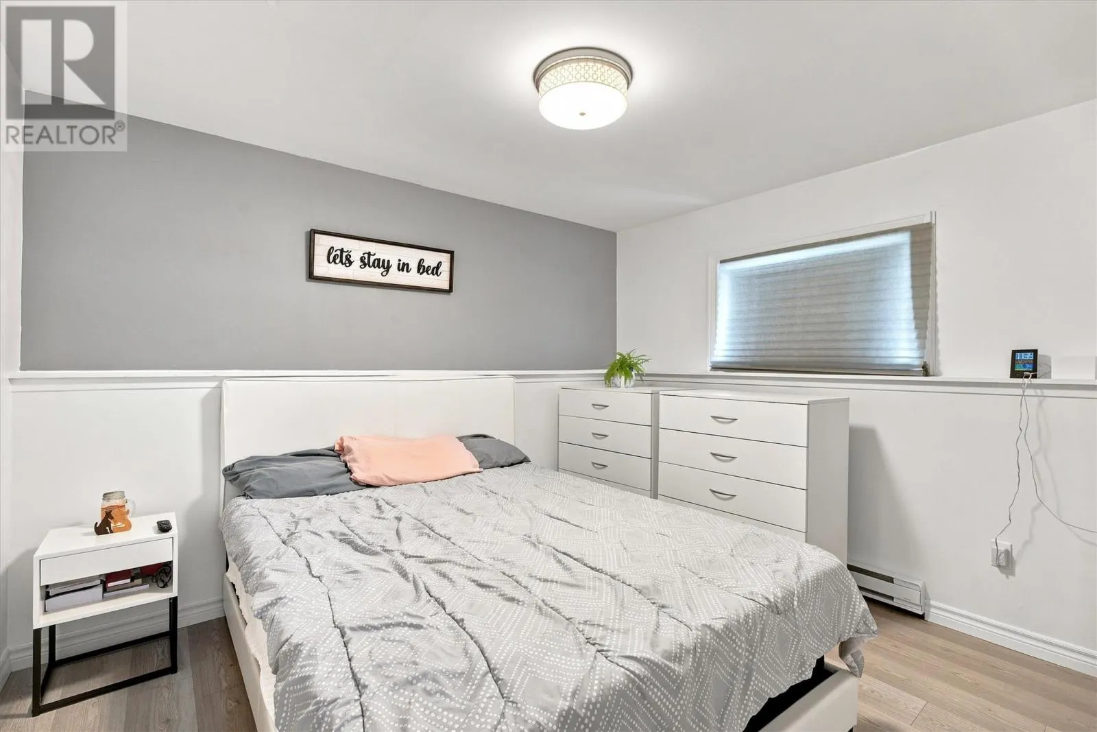 6 Simcoe Drive