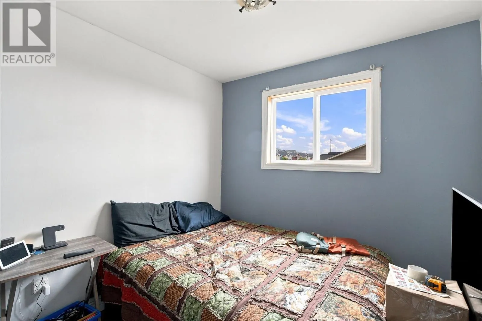 6 Simcoe Drive