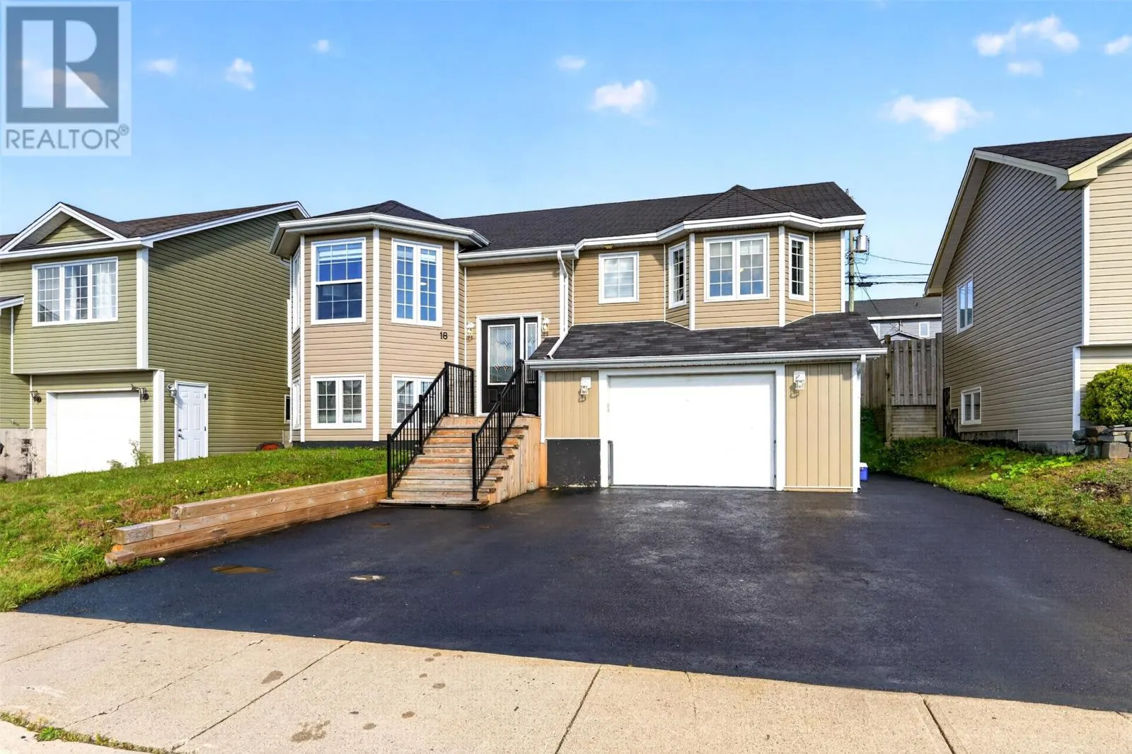 18 Hopedale Crescent
