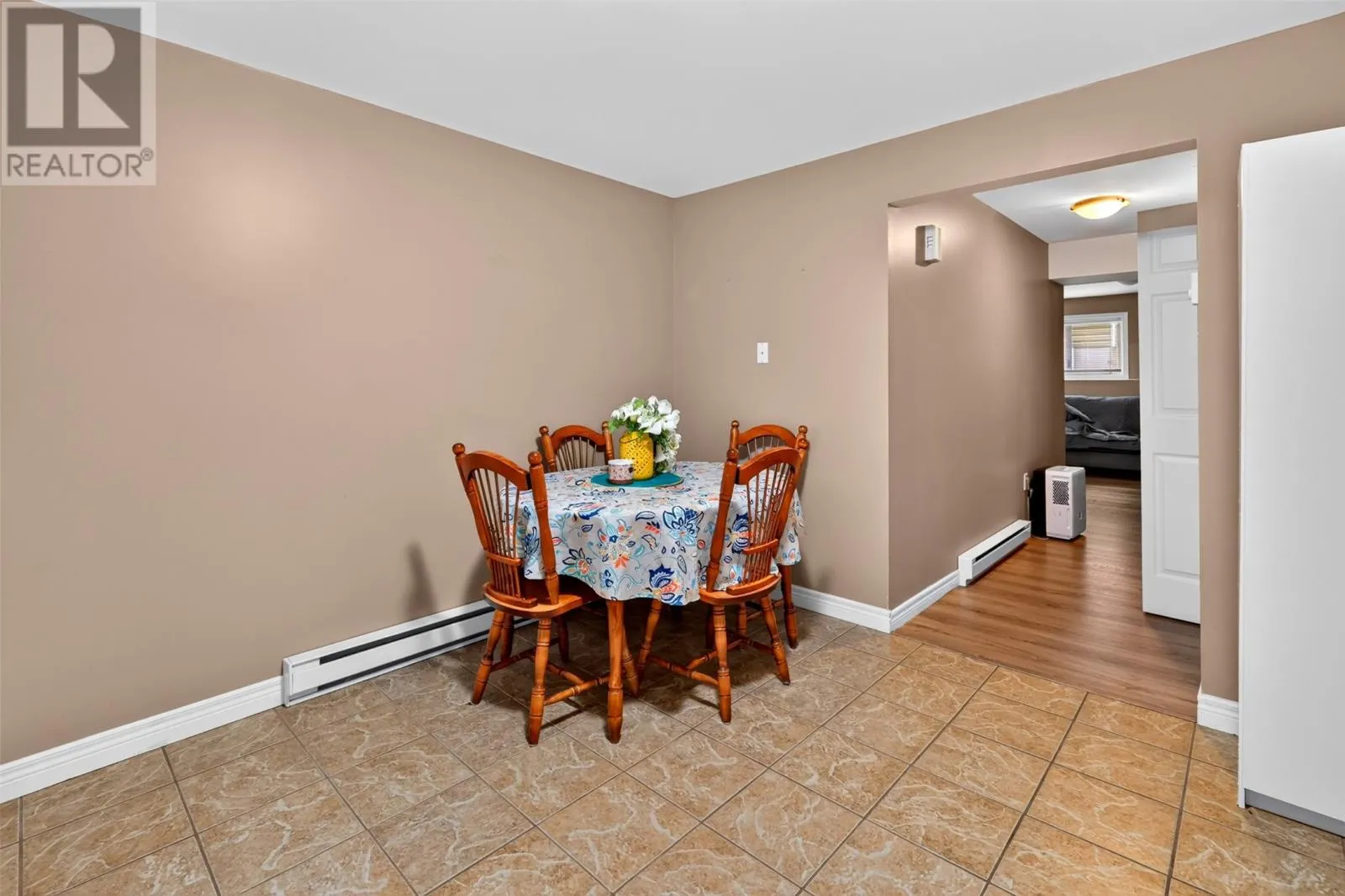 18 Hopedale Crescent