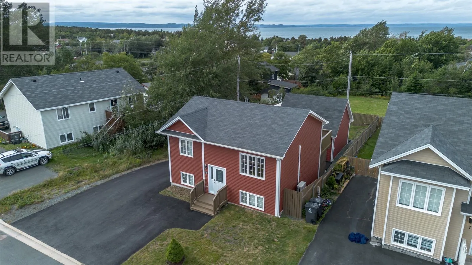 5 Chatwood Crescent