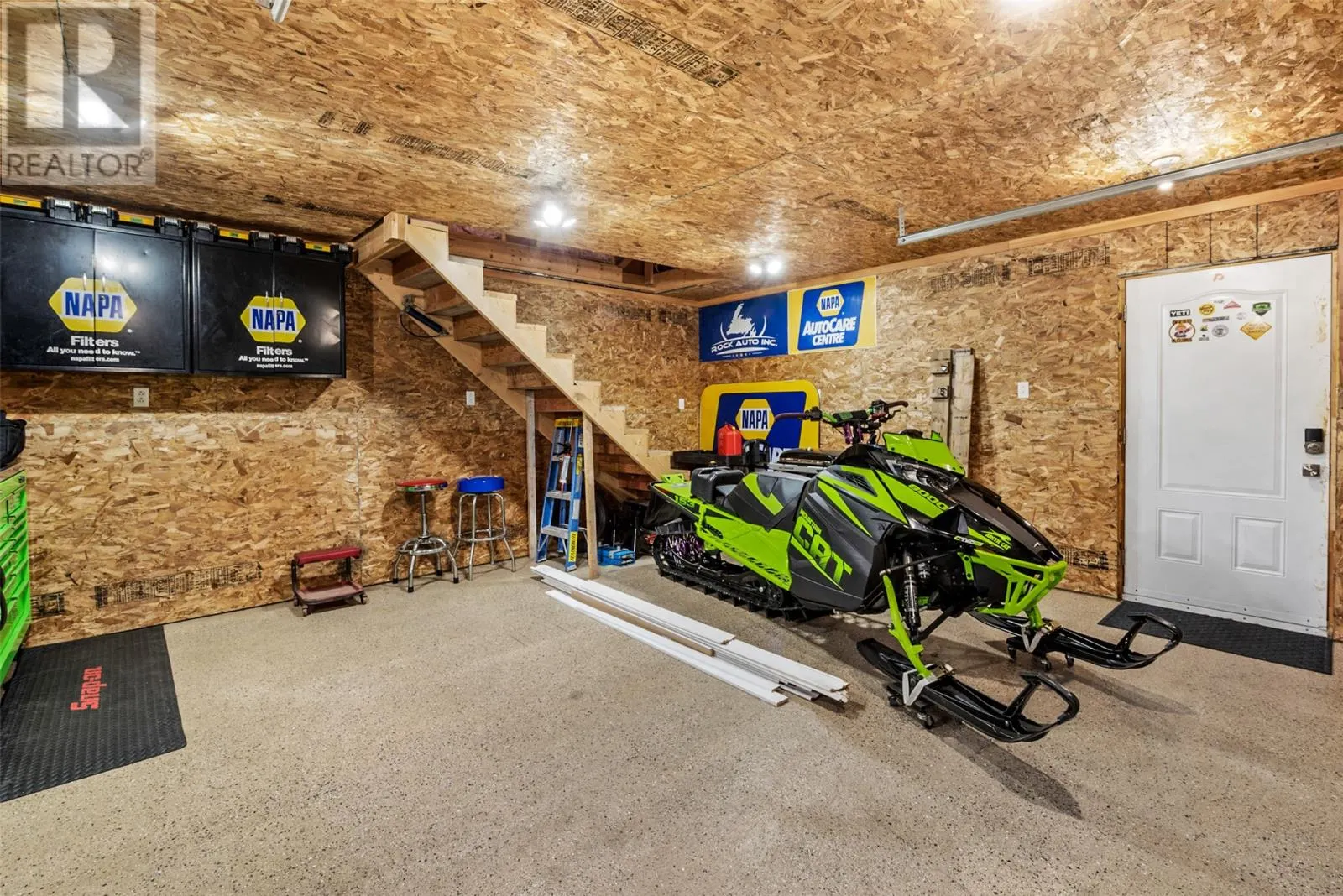 5 Chatwood Crescent