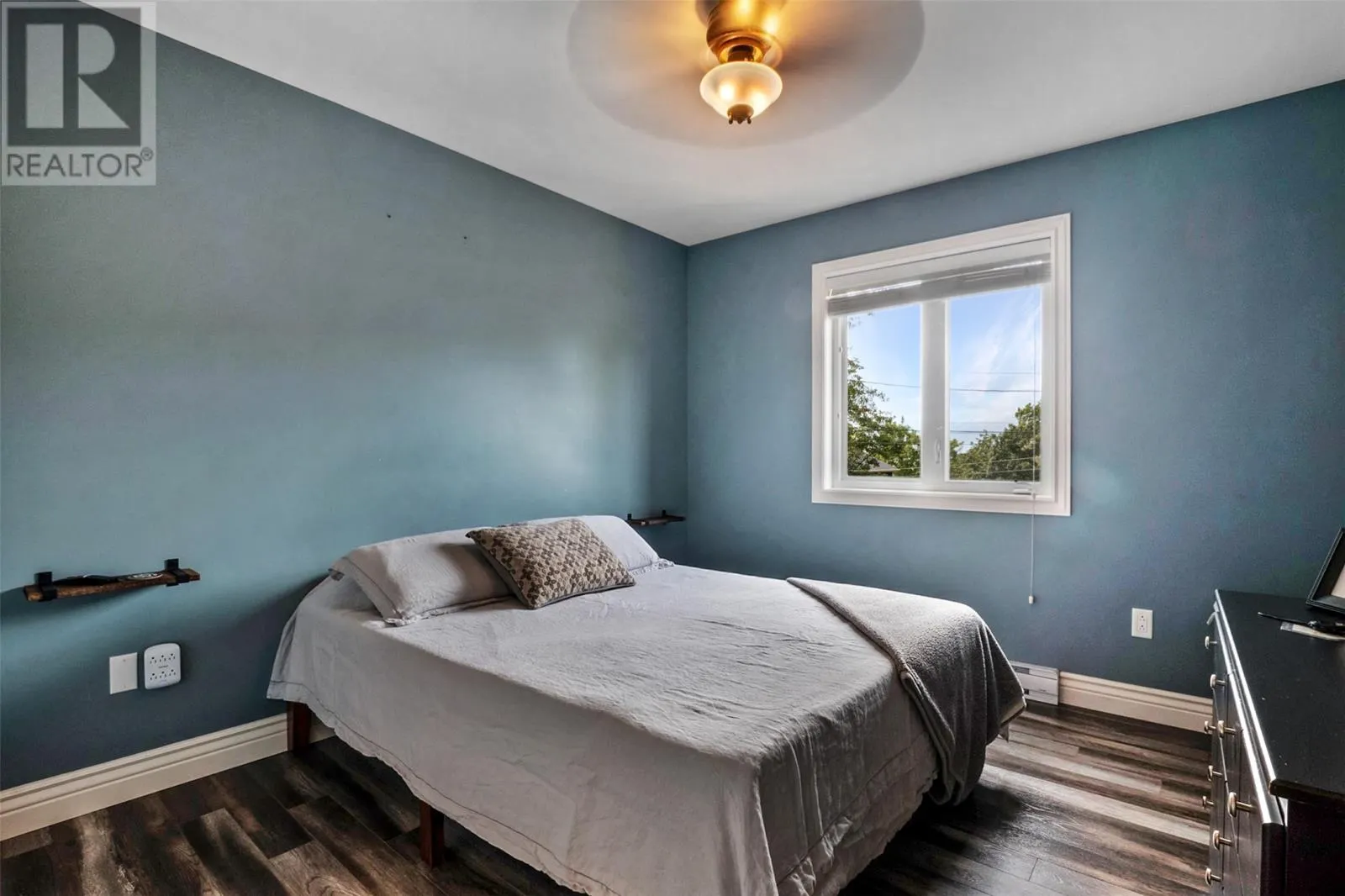 5 Chatwood Crescent
