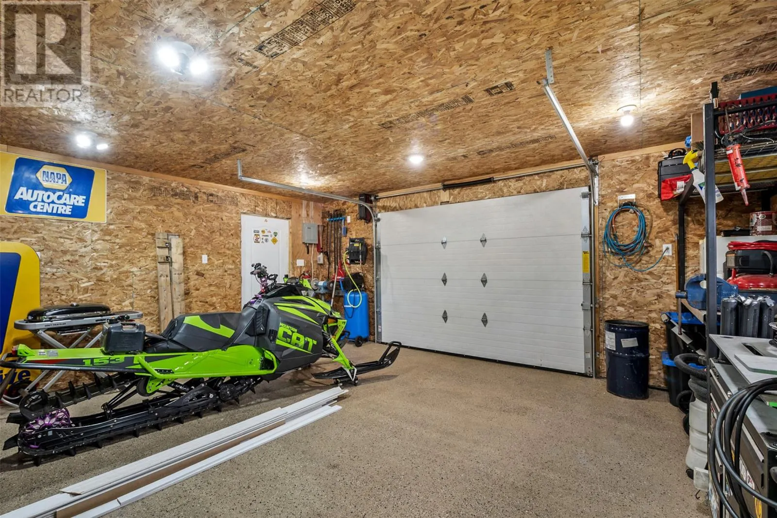 5 Chatwood Crescent
