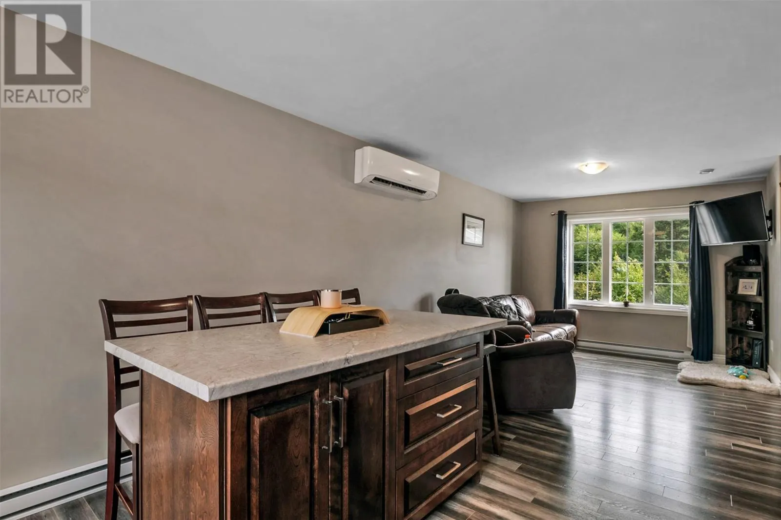5 Chatwood Crescent