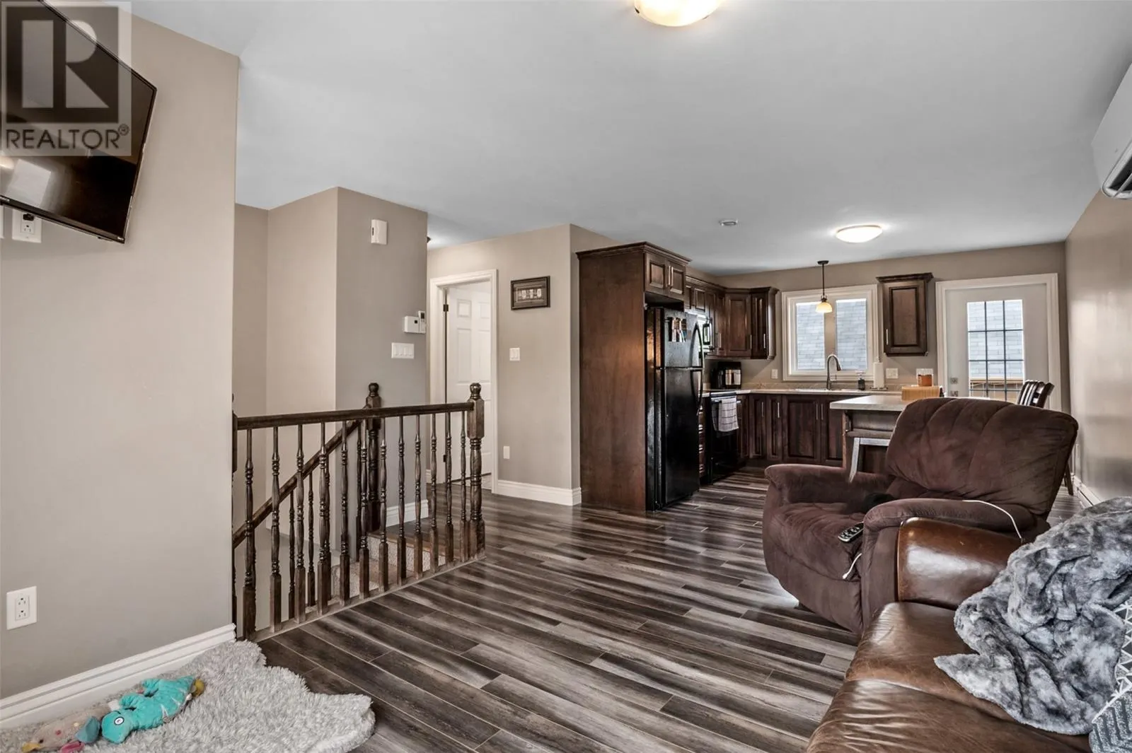 5 Chatwood Crescent
