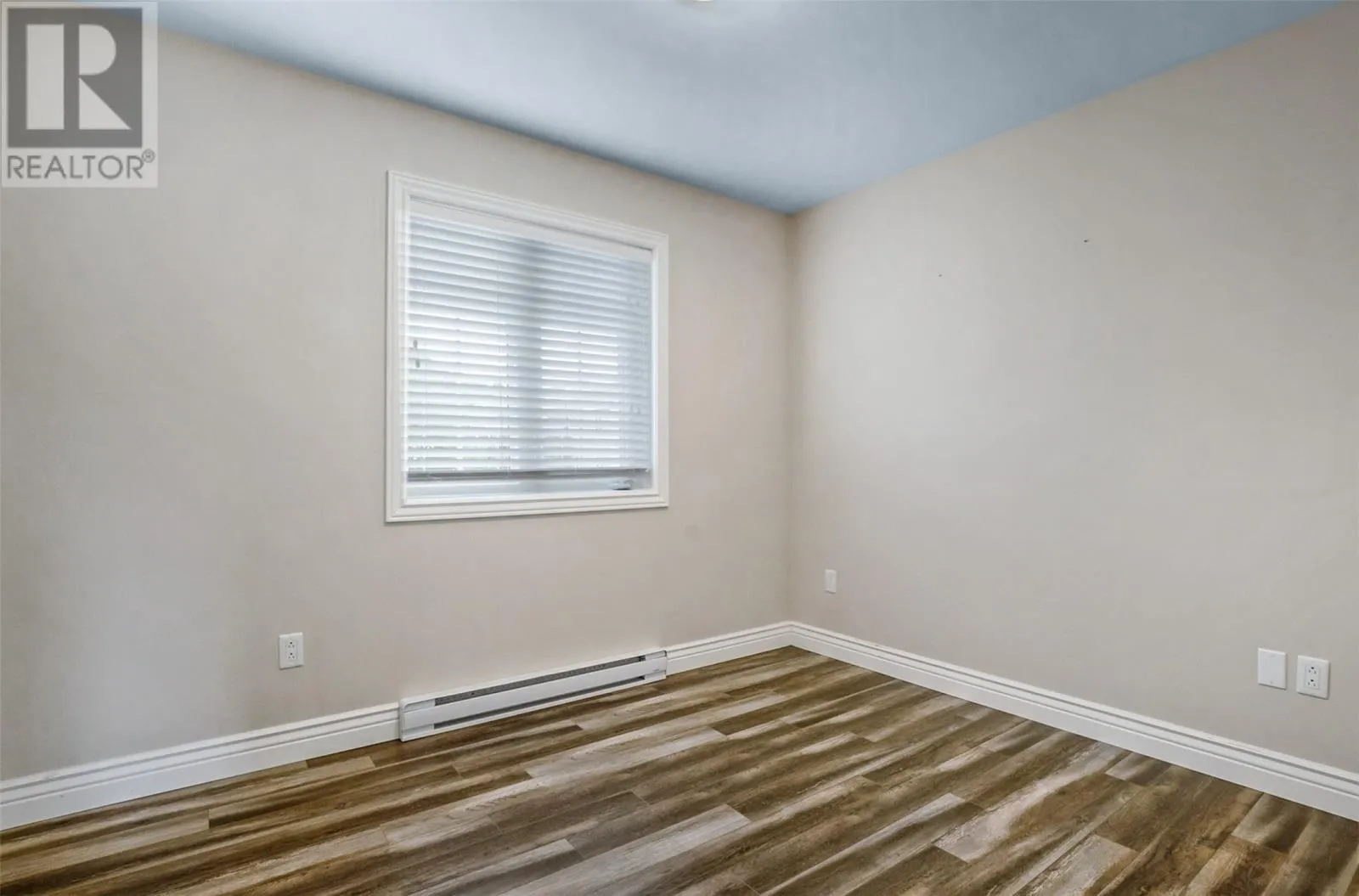 5 Chatwood Crescent
